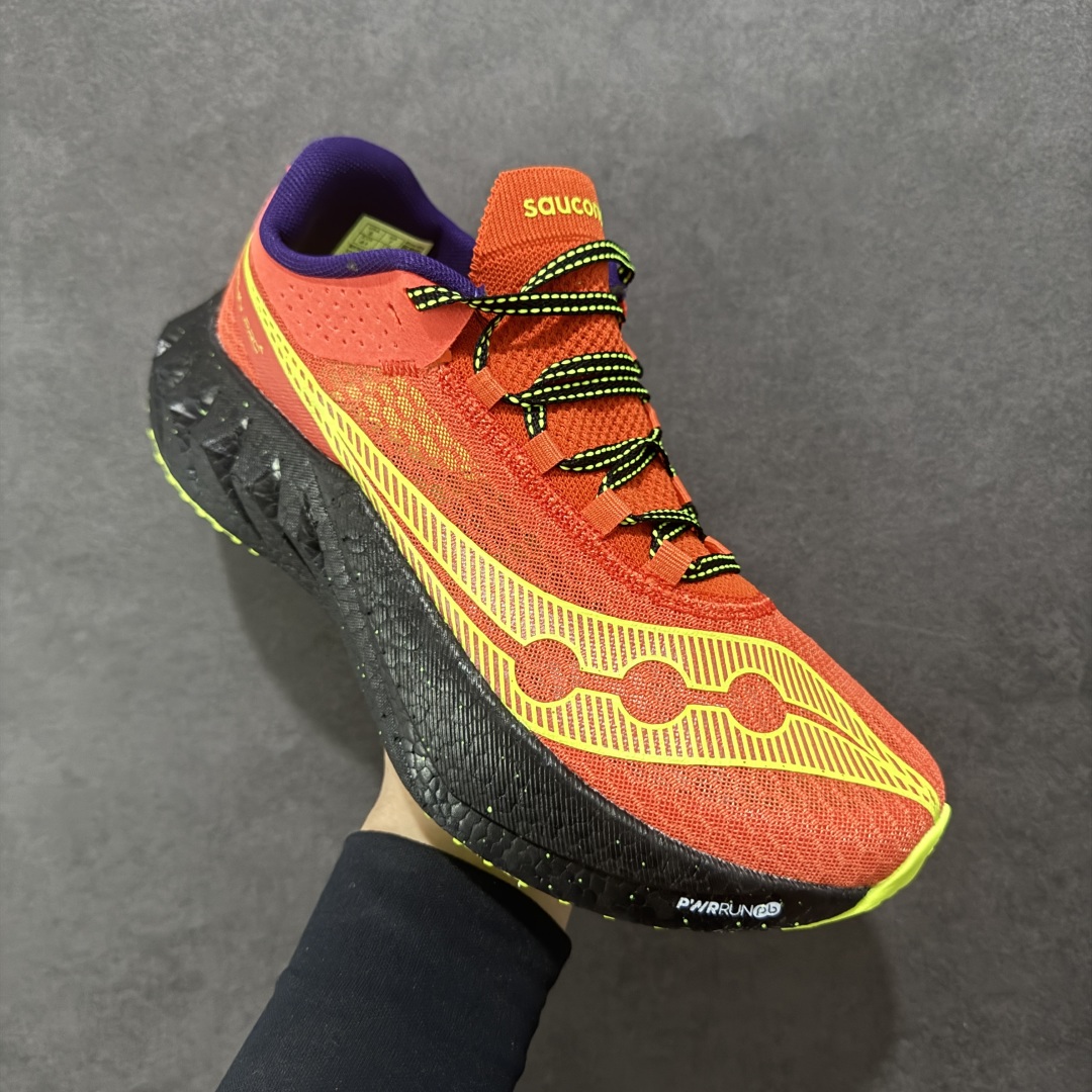 图片[3]-【公司级】SAUCONY索康尼 ENDORPHIN PRO系列啡鹏4男女低帮缓震跑步鞋 索康尼推出的EndorphinPro4跑鞋是一款外观激进但脚感舒适的跑鞋，采用了全新的中底设计和鞋面工程，保留了软弹脚感和稳定支撑，适合进阶跑者和喜欢软弹脚感的跑者选择。 尺码：36 36.5 37.5 38 38.5 39 40 40.5 41 42 42.5 43 44 45-选品中心