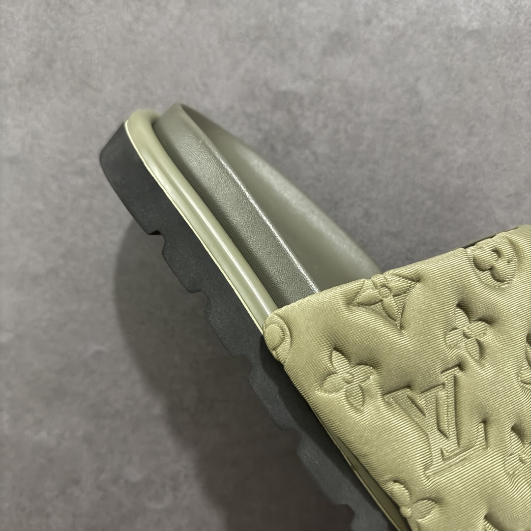 240 【广东纯原版本】LOUIS VUITTON | 路易威登2024 春夏最新爆款魔术贴系列 情侣款厚底拖鞋