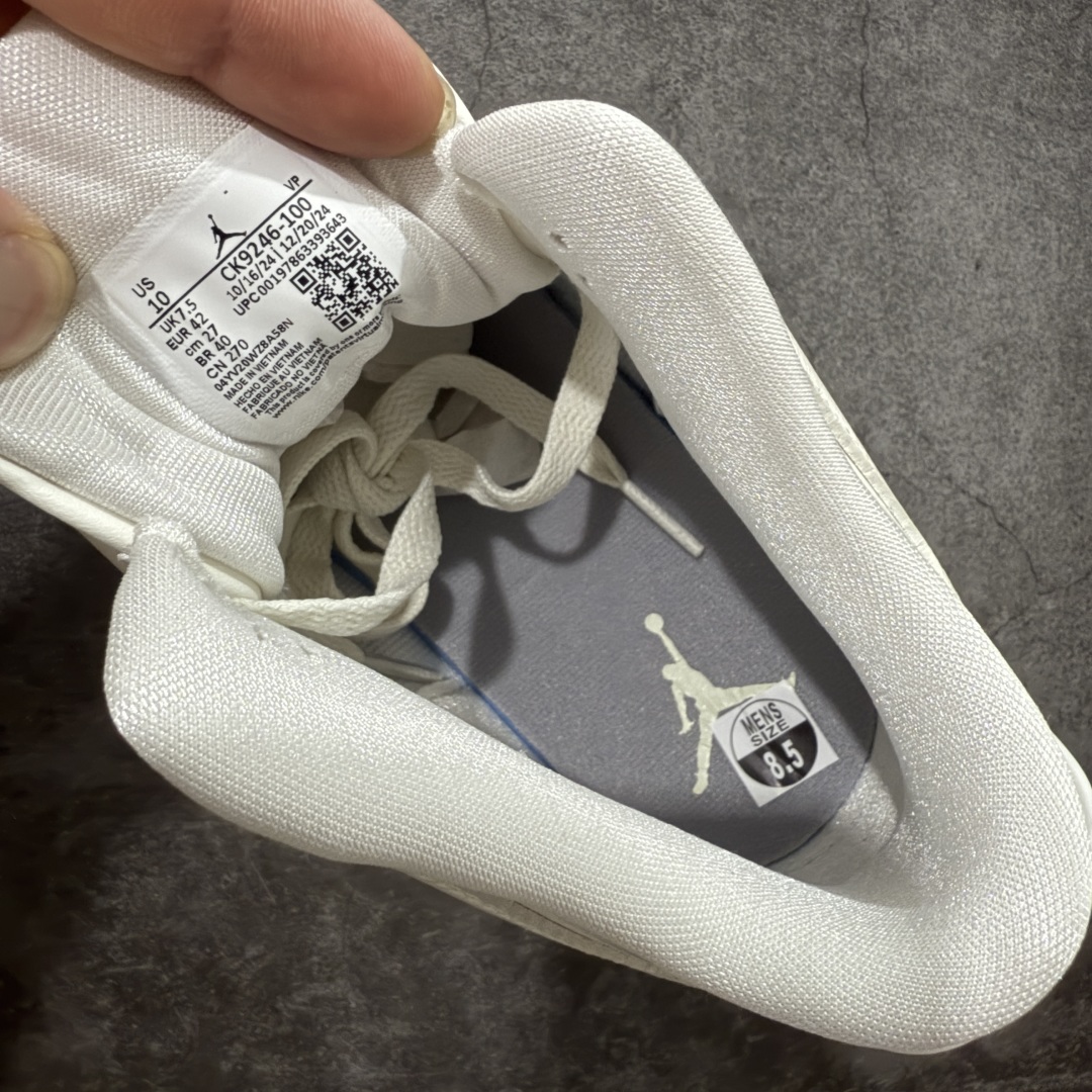 图片[8]-【OG纯原】Air Jordan 3 Retro \”Sail Metallic Silver\” 金属银 AJ3 乔丹3代 aj3 乔3 金属白银 乔丹篮球鞋 国内一线大厂OG出品 匠心打造 原厂皮料原厂数据 全新纸板 模具打造 外贸 平台高端零售专供品质 品质毋庸置疑 一眼正品既视感 细节均已解码 尺码：36 36.5 37.5 38 38.5 39 40 40.5 41 42 42.5 43 44 44.5-选品中心