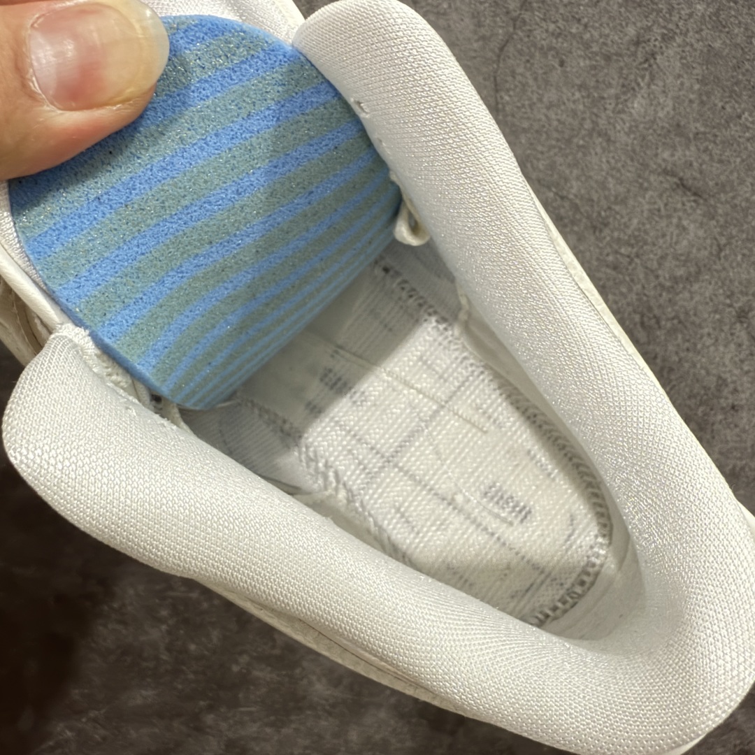 图片[9]-【OG纯原】Air Jordan 3 Retro \”Sail Metallic Silver\” 金属银 AJ3 乔丹3代 aj3 乔3 金属白银 乔丹篮球鞋 国内一线大厂OG出品 匠心打造 原厂皮料原厂数据 全新纸板 模具打造 外贸 平台高端零售专供品质 品质毋庸置疑 一眼正品既视感 细节均已解码 尺码：36 36.5 37.5 38 38.5 39 40 40.5 41 42 42.5 43 44 44.5-选品中心