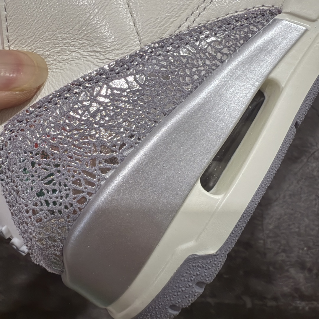图片[3]-【OG纯原】Air Jordan 3 Retro \”Sail Metallic Silver\” 金属银 AJ3 乔丹3代 aj3 乔3 金属白银 乔丹篮球鞋 国内一线大厂OG出品 匠心打造 原厂皮料原厂数据 全新纸板 模具打造 外贸 平台高端零售专供品质 品质毋庸置疑 一眼正品既视感 细节均已解码 尺码：36 36.5 37.5 38 38.5 39 40 40.5 41 42 42.5 43 44 44.5-选品中心