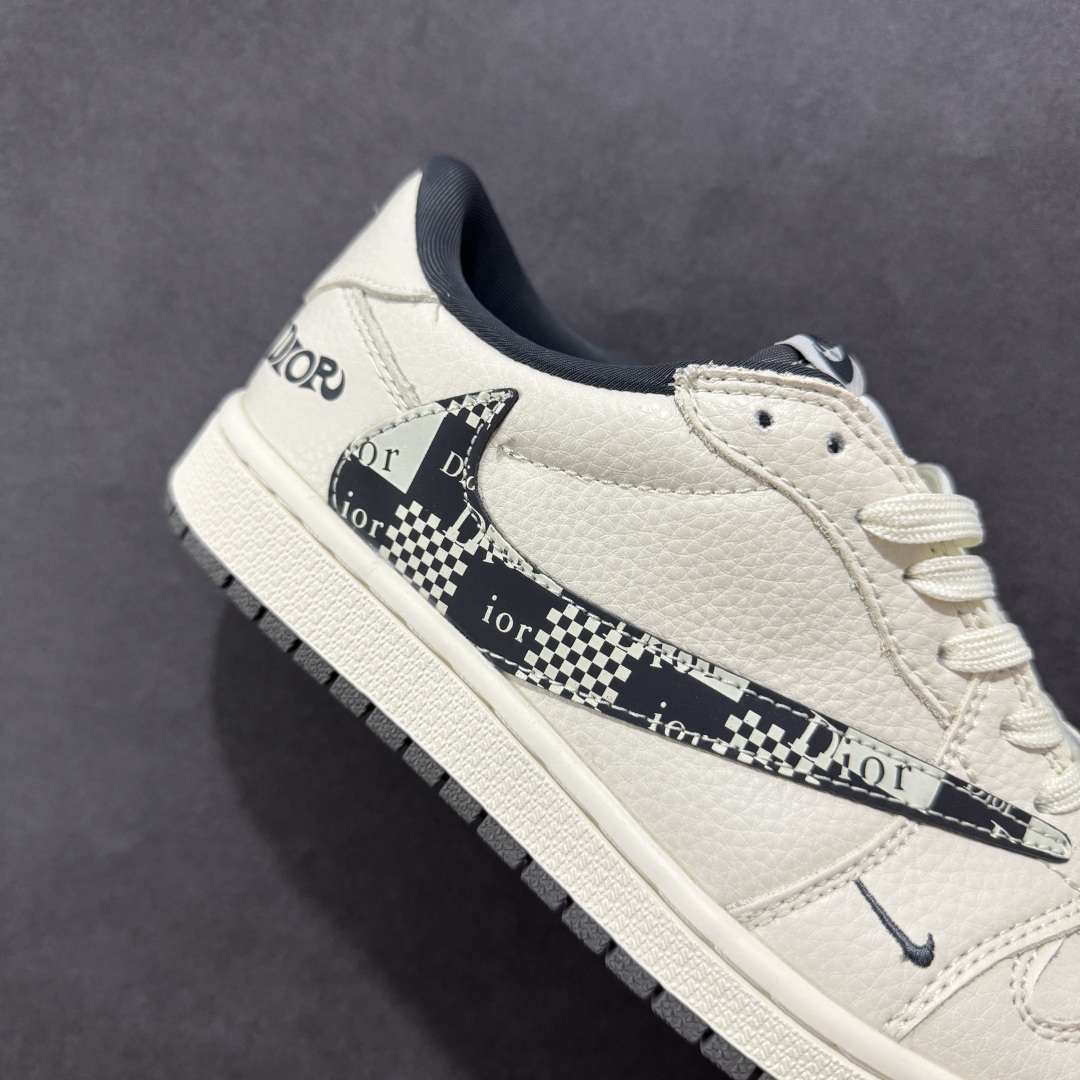 280 【定制版】Travis Scott x Nike Air Jordan 1 Low x DIOR Air Jordan 1 Low 反转白黑小勾倒钩 LD2025-021