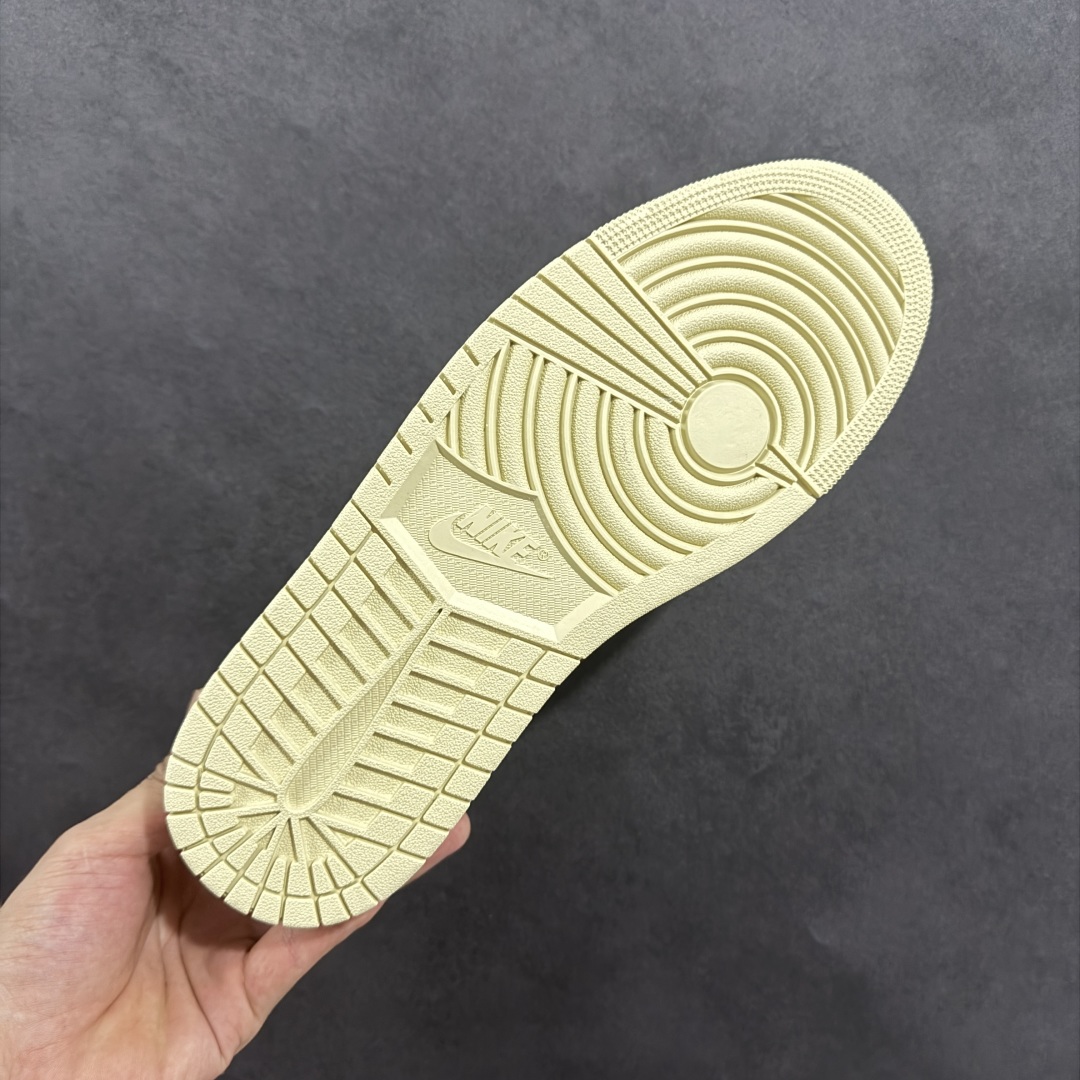 200 【K版】Air Jordan AJ1 Low 低帮 米白红勾 HV6530-100