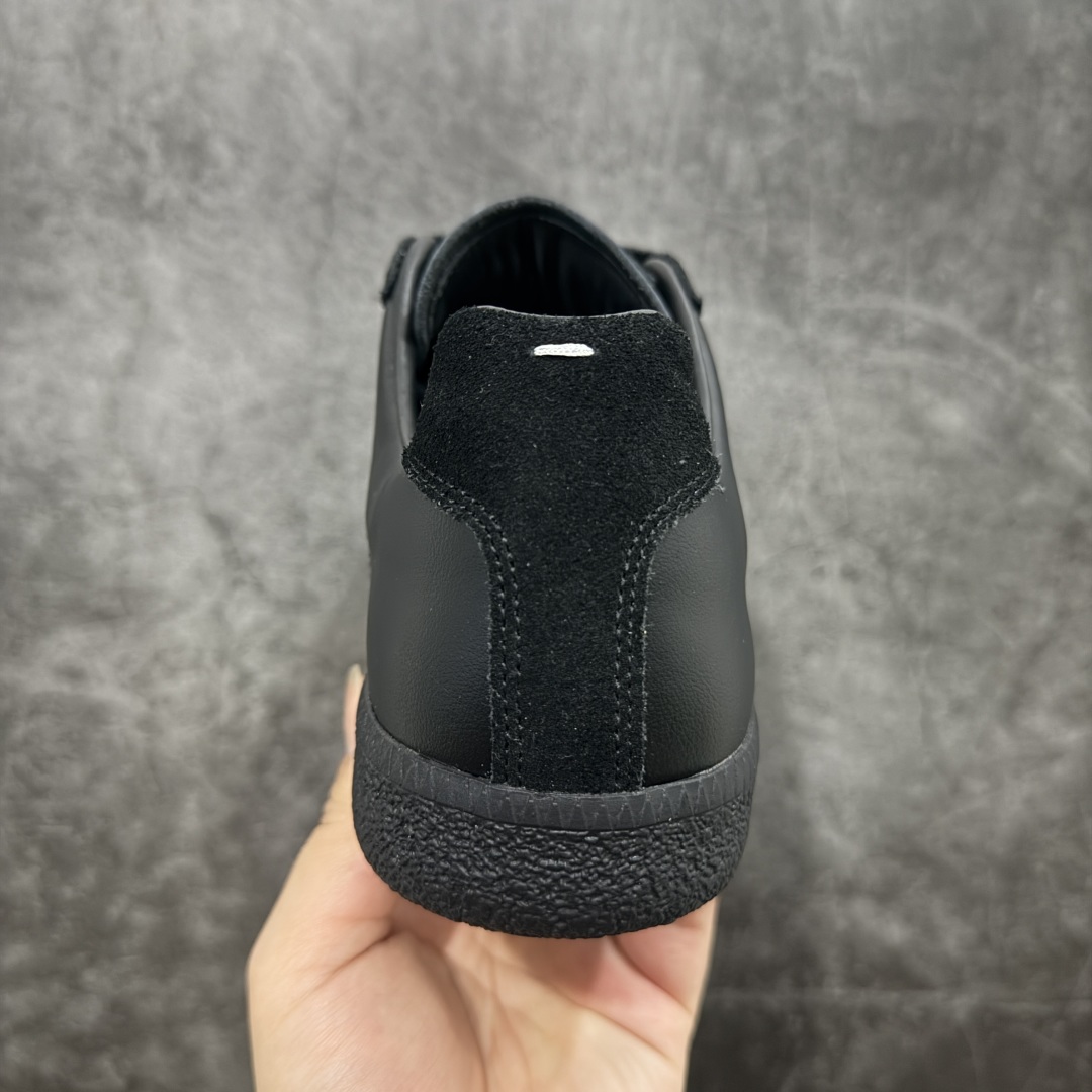 400 【渠道版】Maison Margiela MM6梅森马吉拉 Calfskin Replica 复古 德训 时尚板鞋