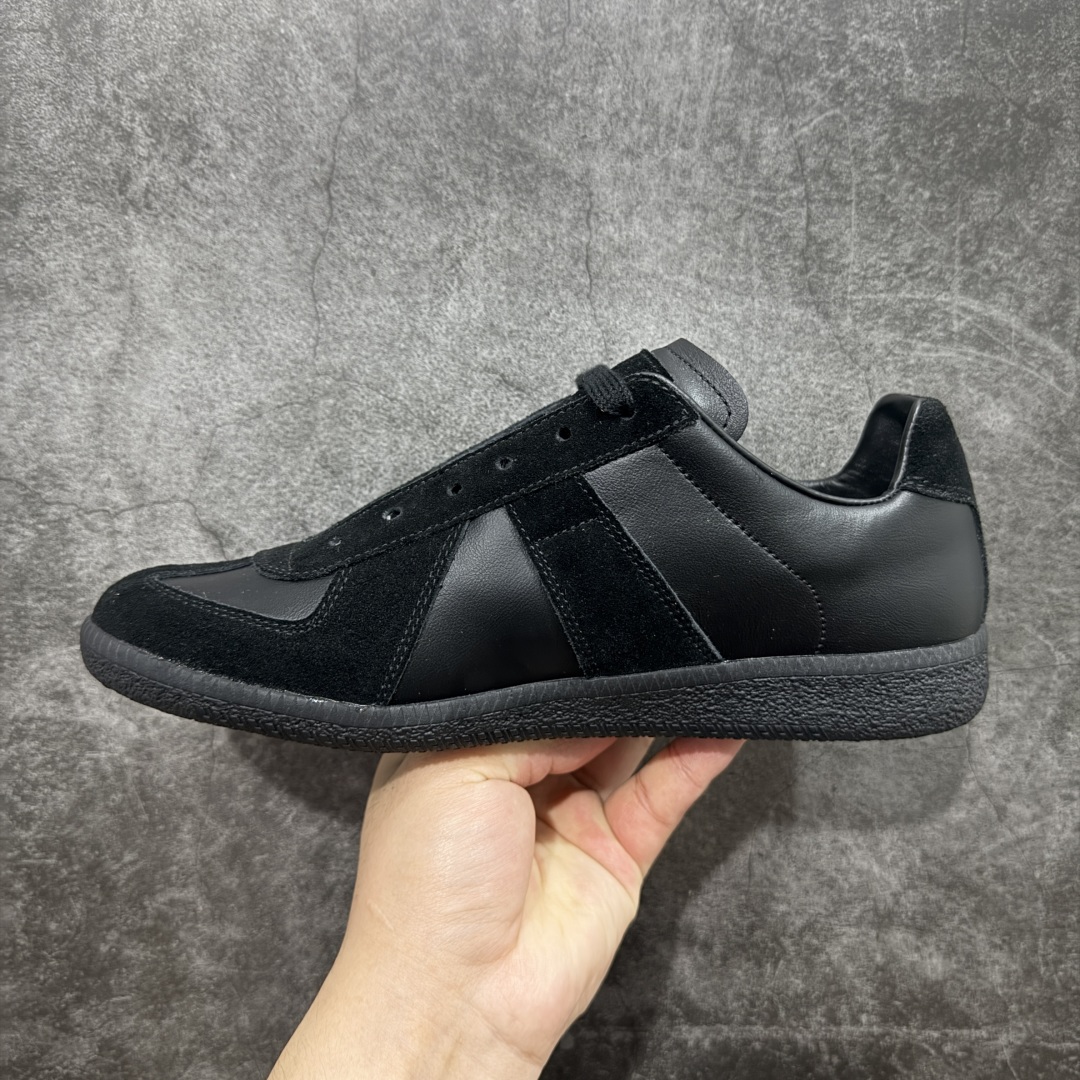 400 【渠道版】Maison Margiela MM6梅森马吉拉 Calfskin Replica 复古 德训 时尚板鞋