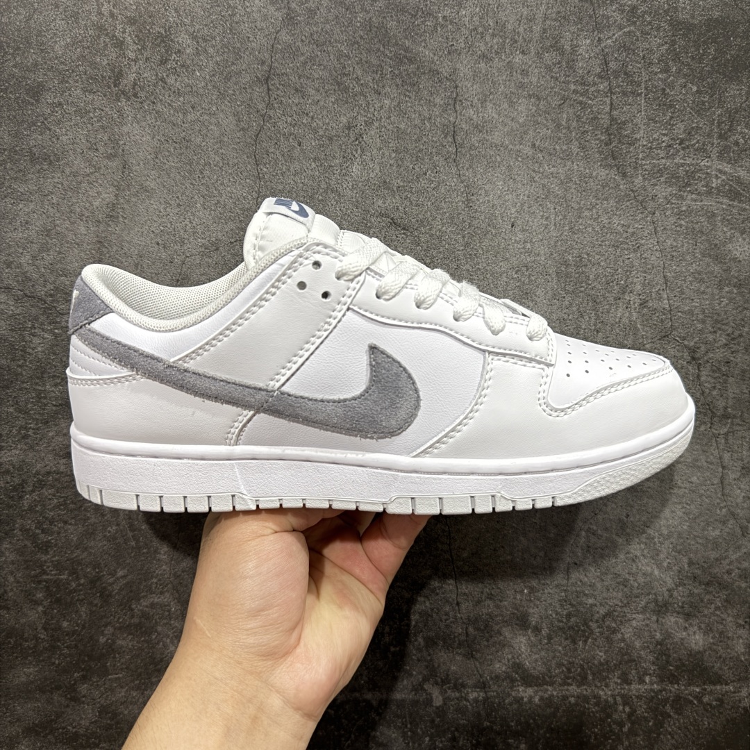  
【免修】Nike SB Dunk Low 白灰 
原装头层材料 独家版型蒸餾加工
帶來的是更好的视觉