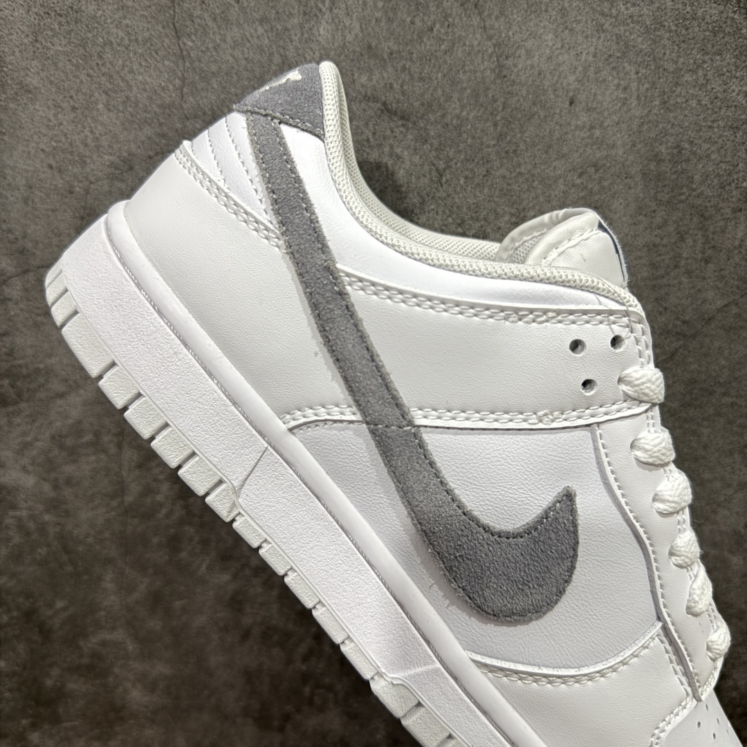  
【免修】Nike SB Dunk Low 白灰 
原装头层材料 独家版型蒸餾加工
帶來的是更好的视觉
