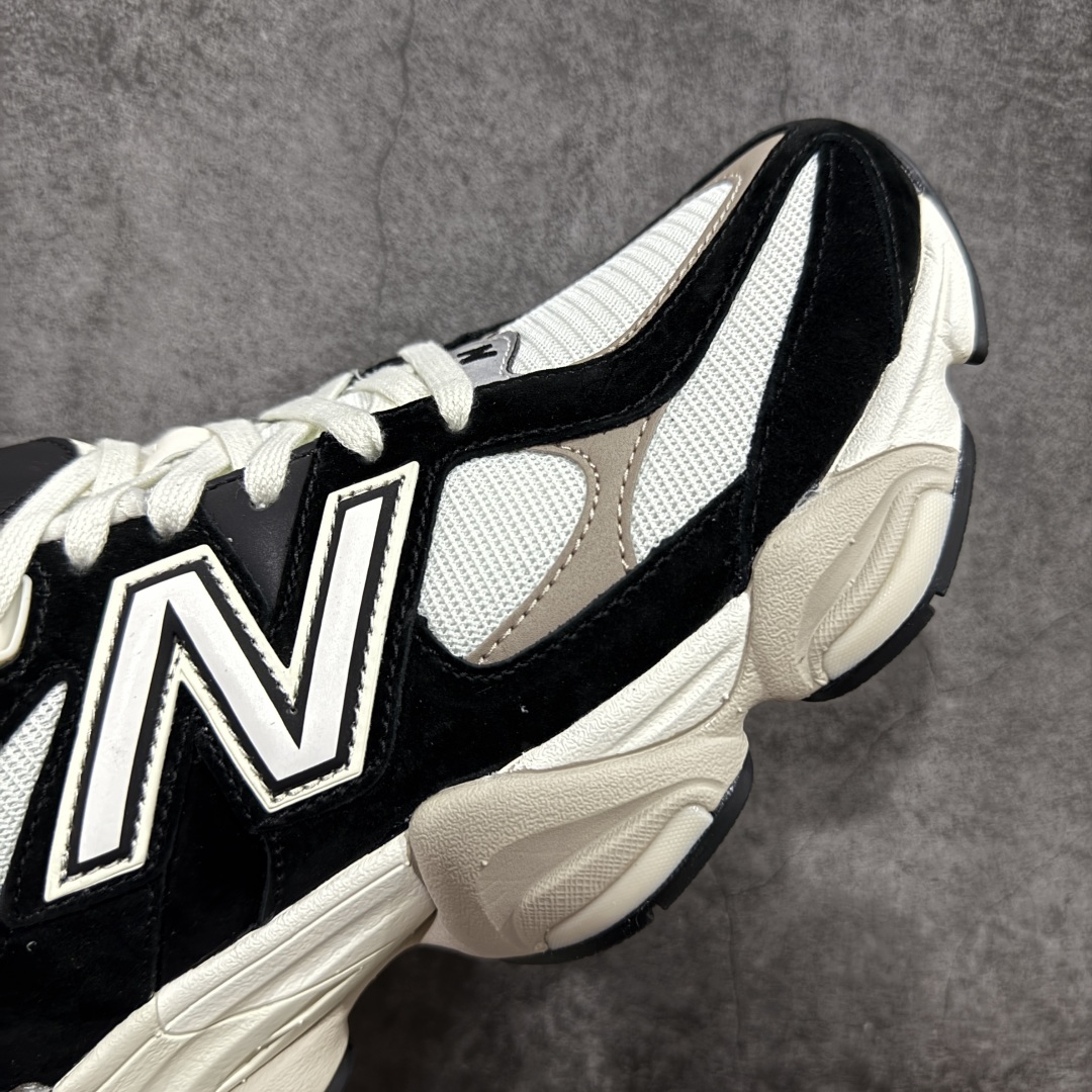 260 【纯原版】 New Balance NB9060 联名款 复古休闲运动慢跑鞋 黑白色 U9060BLZ