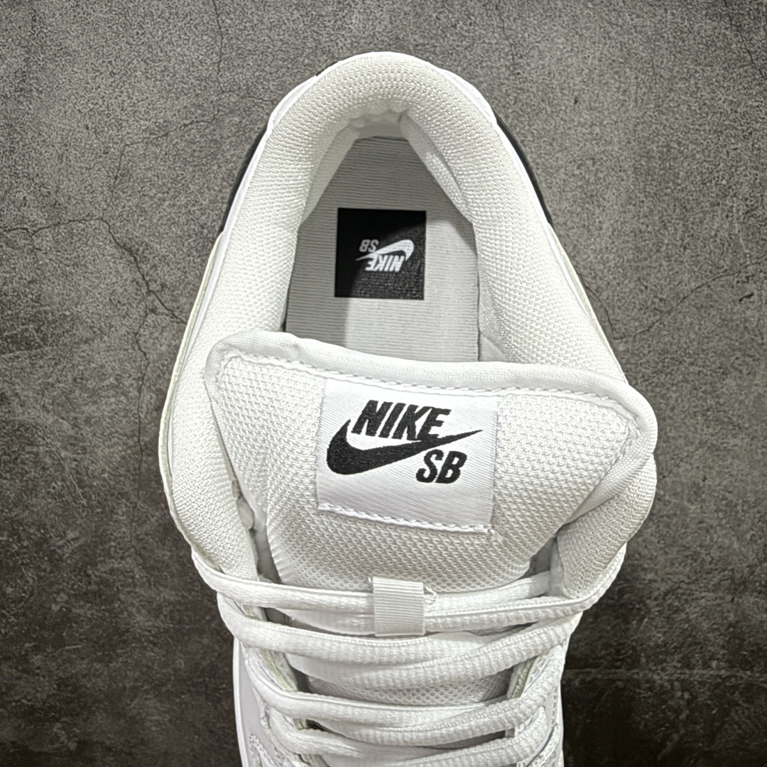 320 【M版纯原】Dunk SB Low White Gum白色黑勾生胶底 CD2563-101