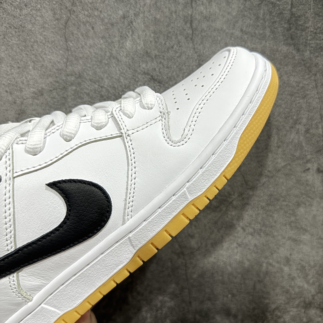 320 【M版纯原】Dunk SB Low White Gum白色黑勾生胶底 CD2563-101