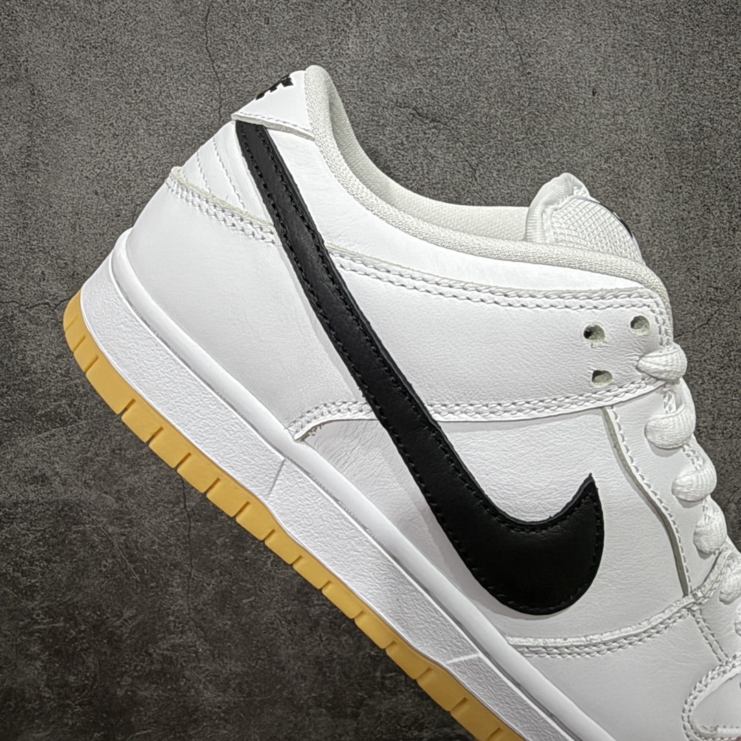 320 【M版纯原】Dunk SB Low White Gum白色黑勾生胶底 CD2563-101