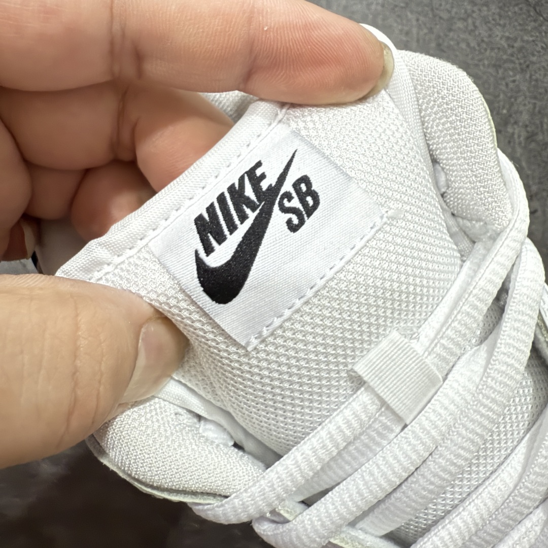  
【纯原】Dunk SB Low White Gum白色黑勾生胶底 CD2563-101

原厂原档案
