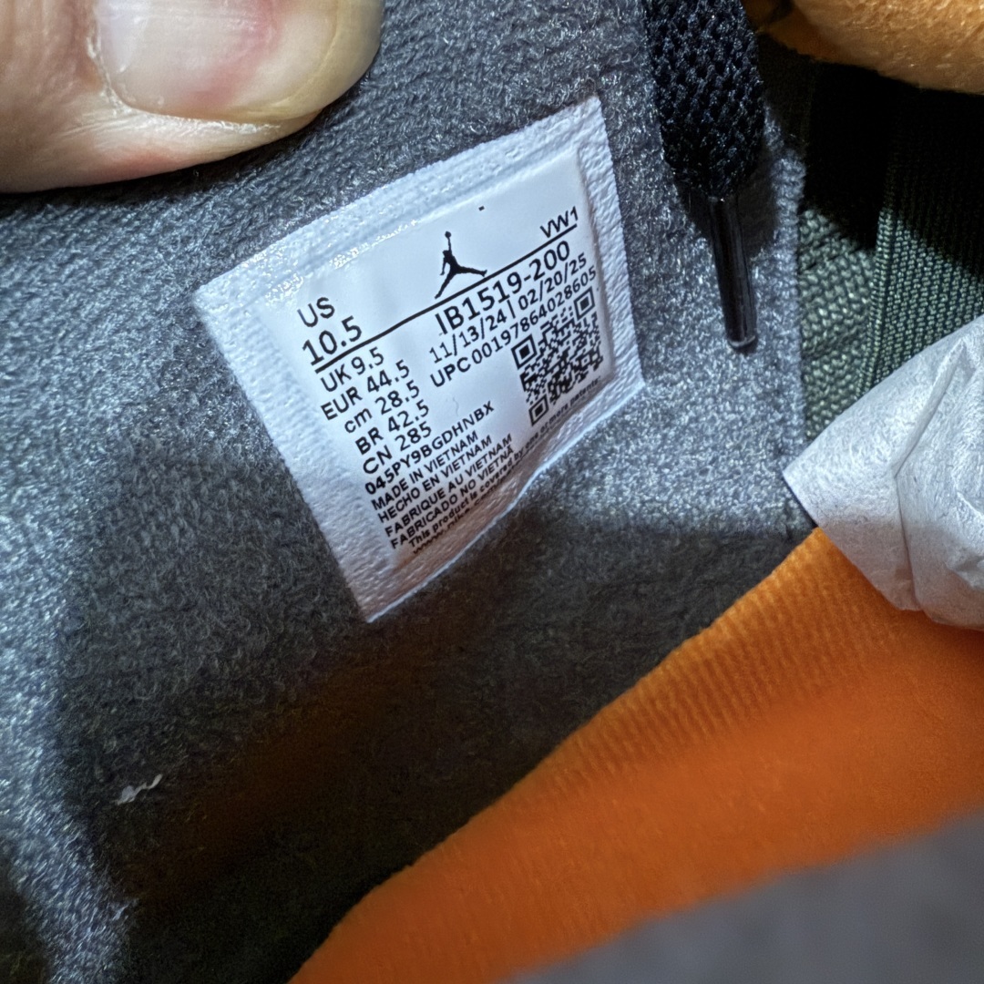 【外贸版本】UNDEFEATED x Jordan Air Jordan 4 AJ4舒适百搭 防滑耐