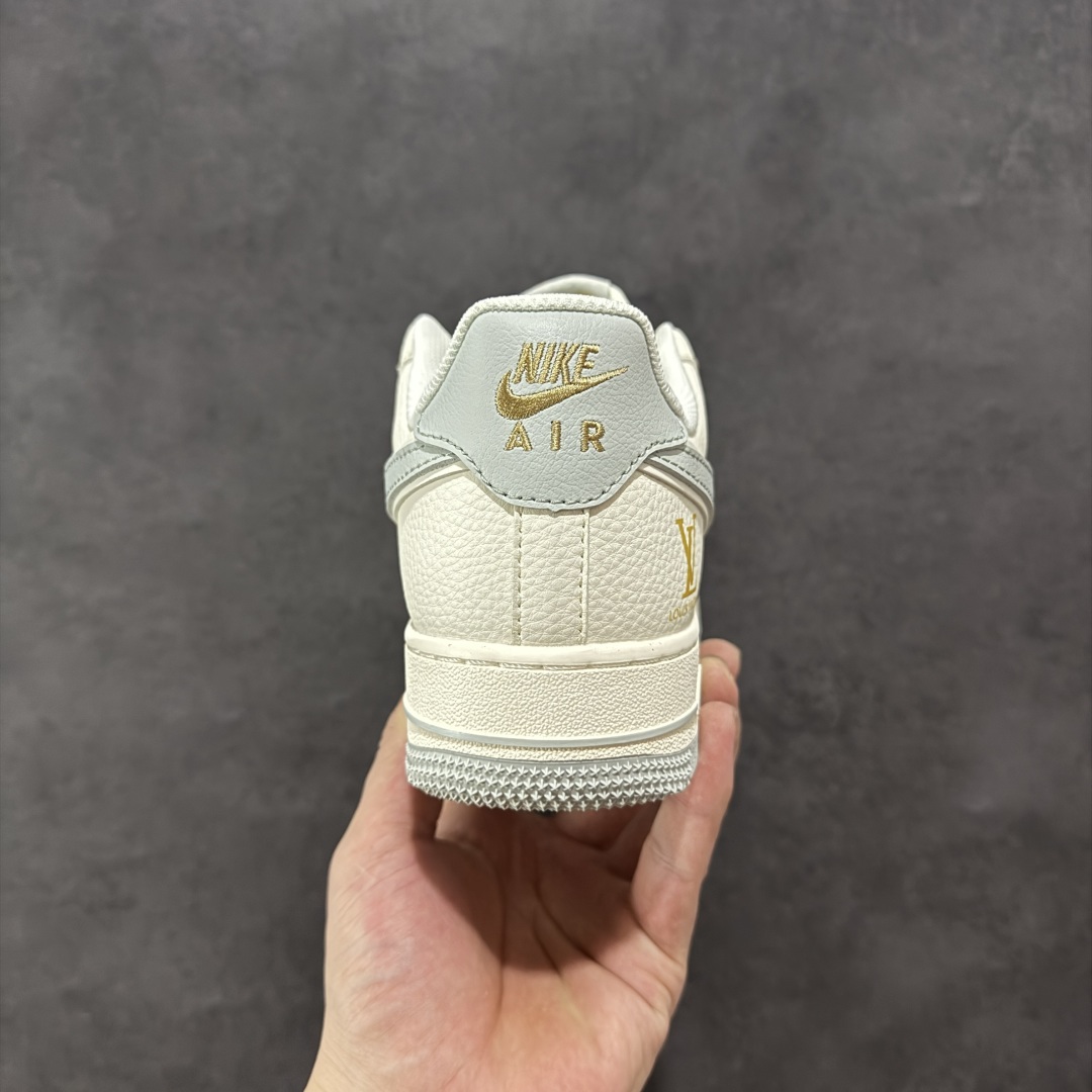 260 【定制版】Nike Air Force 1'07 Low LV联名 印花小金勾 空军一号低帮休闲板鞋 XX3168-159