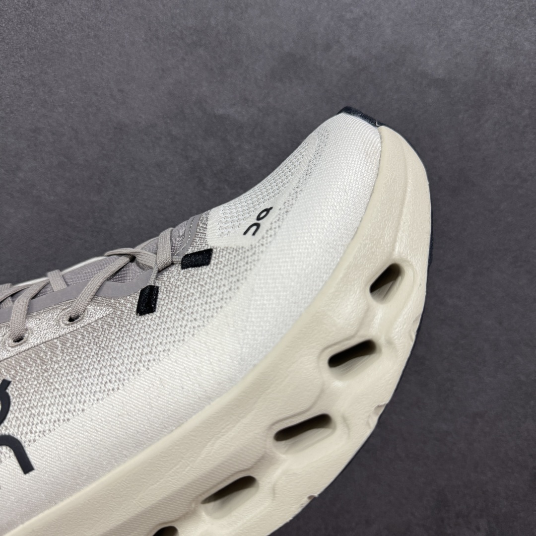 图片[5]-【PE版本】ON昂跑系列 鞋面采用一体成型布料 有弹性非常透气 鞋底是镂空设计 运用了CLOUDTILT专利技术 弹力十足 毫无负重感 适合日常长距离行走或者休闲旅游 跑步 尺码 36 36.5 37.5 38 38.5 39 40 40.5 41 42 42.5 43 44 44.5 45-选品中心