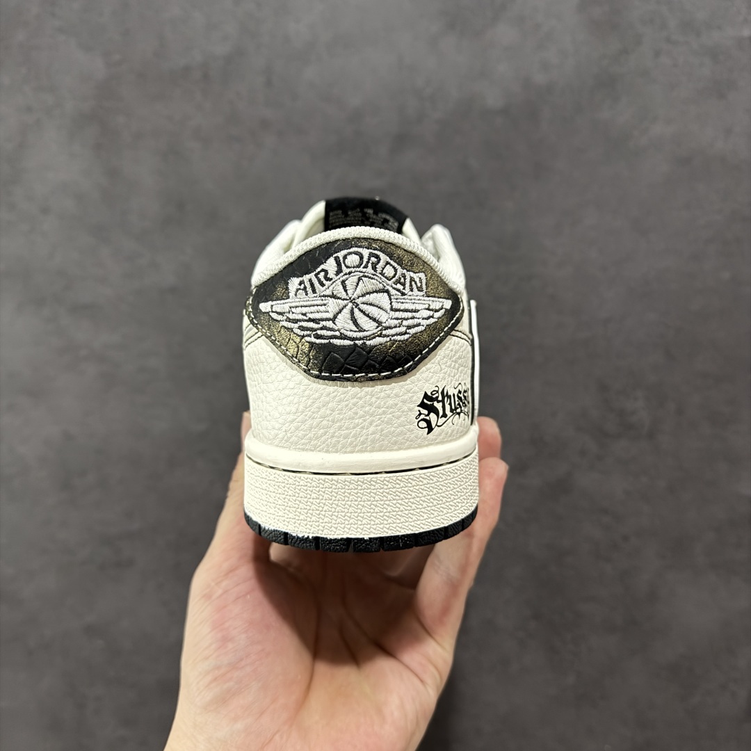 260 【定制版】Stussy x Air Jordan 1 Low 定制配色 斯图西联名 乔1 AJ1经典低帮休闲百搭板鞋 XF8698-075