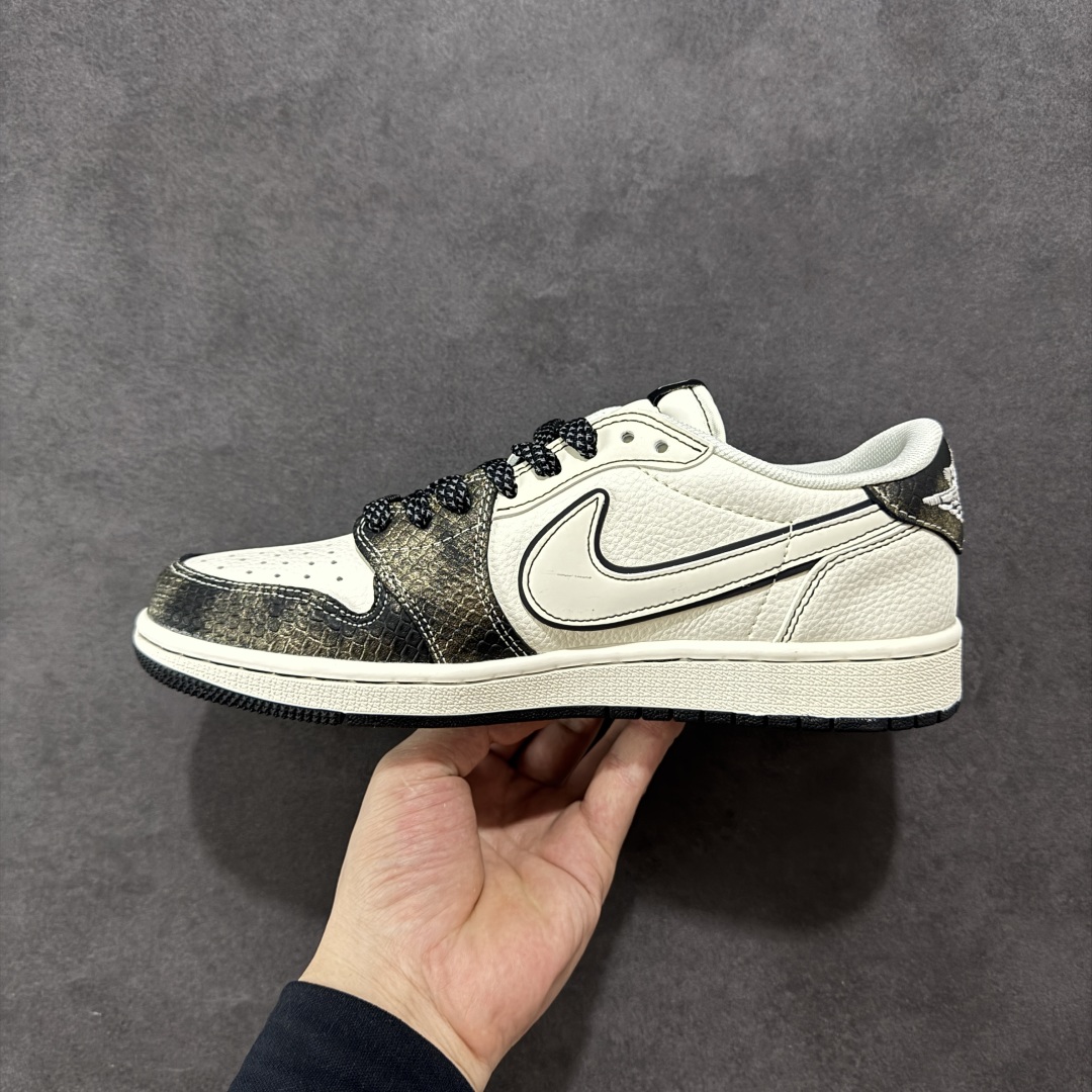 260 【定制版】Stussy x Air Jordan 1 Low 定制配色 斯图西联名 乔1 AJ1经典低帮休闲百搭板鞋 XF8698-075