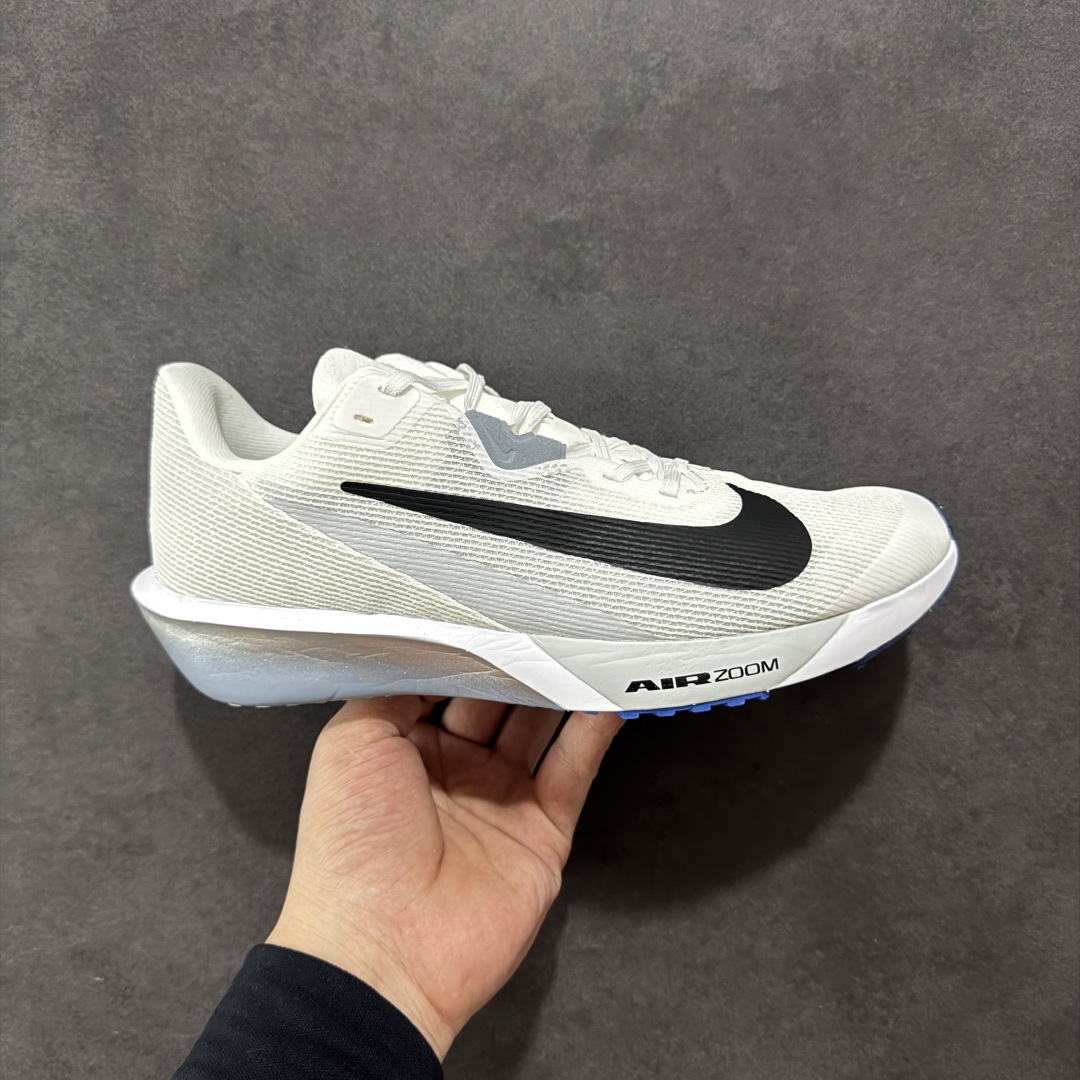 【公司级】Nk Zoom Rival Fly 4 耐克超弹轻盈跑步鞋 FV6040-102  #鞋款搭载 Flyknit 材料 打造出众弹性 易于穿脱。采用React技术 轻盈耐穿泡绵打造,铸就出众回弹的顺畅迈步体验。  尺码：39 40 40.5 41 42 42.5 43 44 44.5 45-选品中心