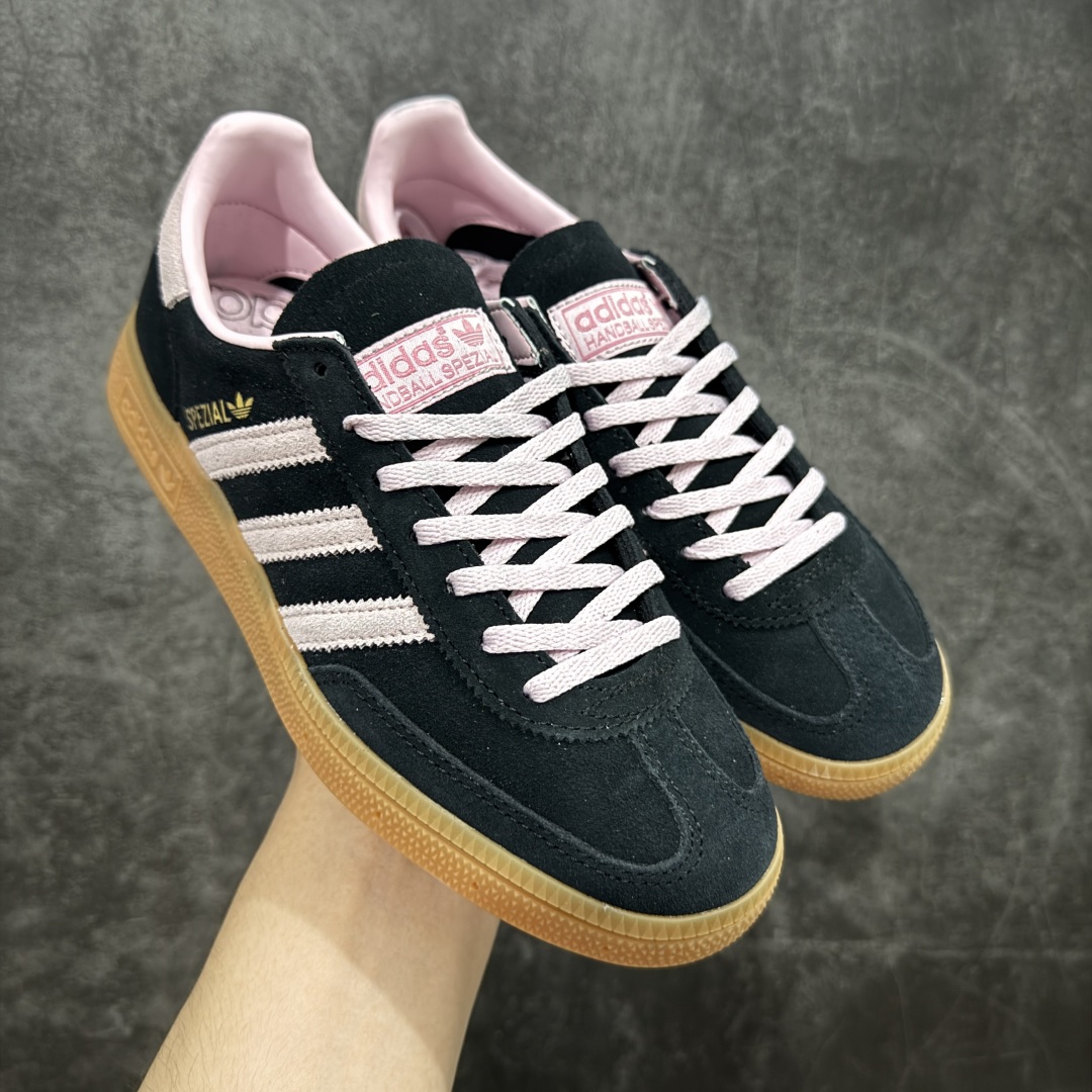 【纯原Top版】Adidas Handball Spezial 阿迪达斯经典款牛皮复古休闲板鞋 黑粉生胶 IF7087 原厂原档案开发出品 皮料切割干净无任何毛边 鞋型细节完美 超高清洁度 市场最高版本 尺码:35.5 36 36.5 37 38 38.5 39 40 40.5 41 42 42.5 43 44 44.5 45-选品中心