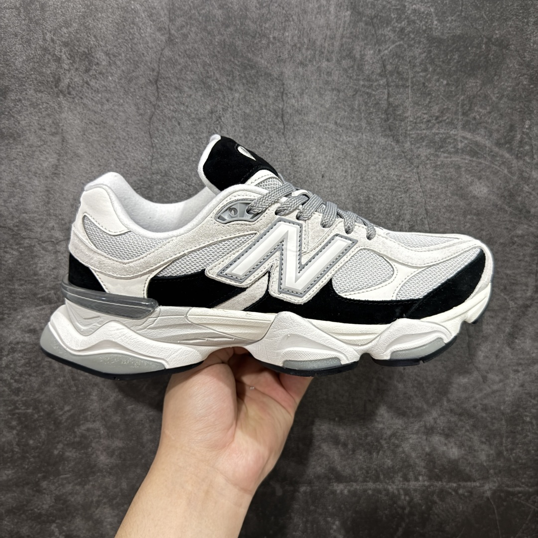 260 【纯原版】 New Balance NB9060 联名款 复古休闲运动慢跑鞋 黑白色 U9060JBB