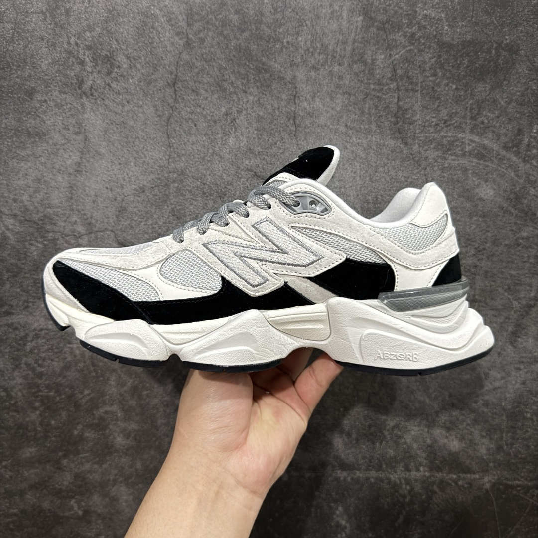 260 【纯原版】 New Balance NB9060 联名款 复古休闲运动慢跑鞋 黑白色 U9060JBB