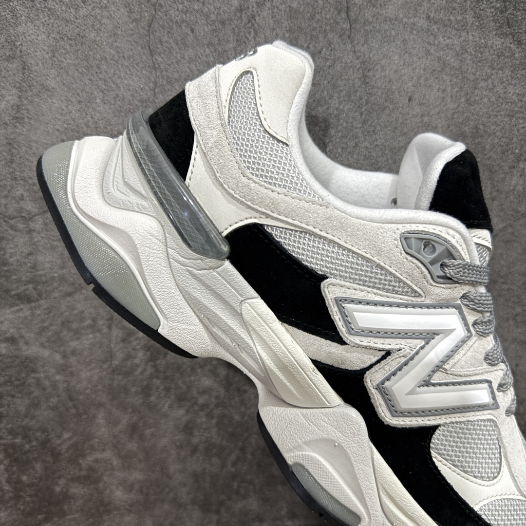 260 【纯原版】 New Balance NB9060 联名款 复古休闲运动慢跑鞋 黑白色 U9060JBB