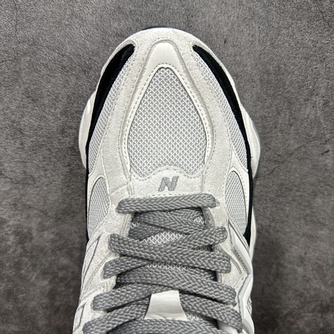 260 【纯原版】 New Balance NB9060 联名款 复古休闲运动慢跑鞋 黑白色 U9060JBB