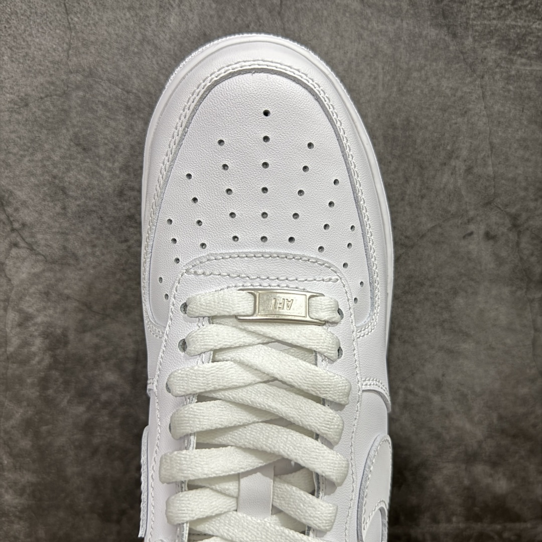 图片[5]-【奥莱订单】Air Force 1 Low \’07 空军一号纯白低帮经典板鞋 全鞋电脑针车 工整有序 原盒原配从里到外百分百还原 原厂楦头 原厂刺绣 后跟弧度修正 每一处都是细节满满 尺码：35.5 36 36.5 37.5 38 38.5 39 40 40.5 41 42 42.5 43 44 44.5 45 46 47.5-选品中心