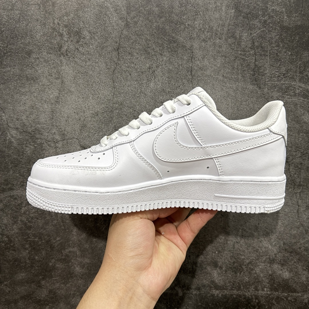 图片[2]-【奥莱订单】Air Force 1 Low \’07 空军一号纯白低帮经典板鞋 全鞋电脑针车 工整有序 原盒原配从里到外百分百还原 原厂楦头 原厂刺绣 后跟弧度修正 每一处都是细节满满 尺码：35.5 36 36.5 37.5 38 38.5 39 40 40.5 41 42 42.5 43 44 44.5 45 46 47.5-选品中心