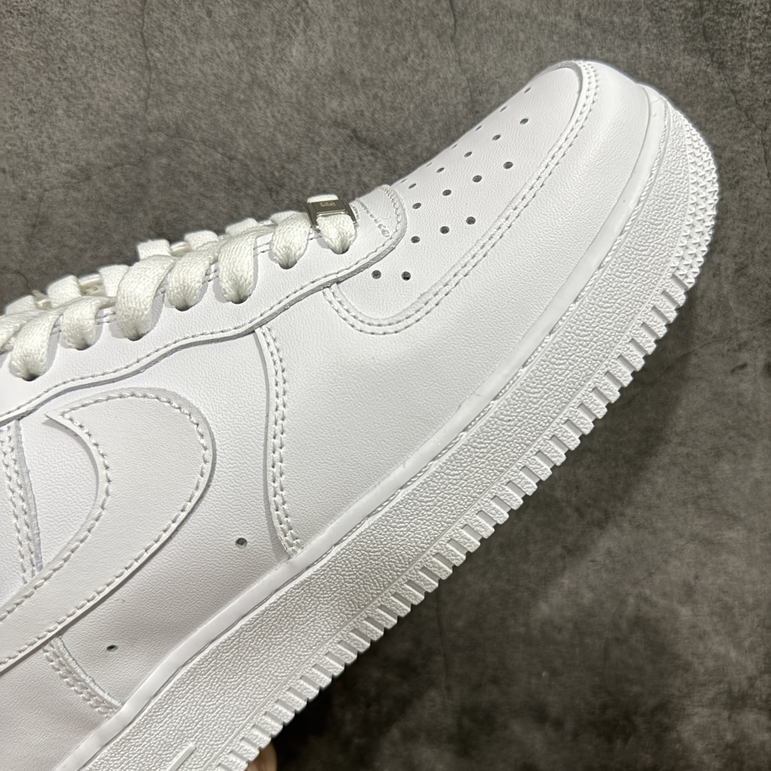 图片[6]-【奥莱订单】Air Force 1 Low \’07 空军一号纯白低帮经典板鞋 全鞋电脑针车 工整有序 原盒原配从里到外百分百还原 原厂楦头 原厂刺绣 后跟弧度修正 每一处都是细节满满 尺码：35.5 36 36.5 37.5 38 38.5 39 40 40.5 41 42 42.5 43 44 44.5 45 46 47.5-选品中心