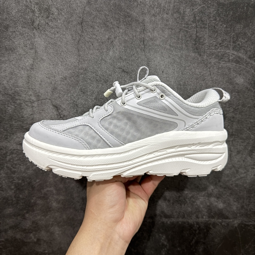 图片[2]-【公司级】HOKA ONE ONE Bondi B3 LS 运动舒适低帮跑步鞋 男女同款 高品质 原材料开发 邦代鞋头采用牛皮革材质 网面是MONO 纱材质 ，里面是蜂窝煤透气网眼定型。后跟设计采用皮革双缝线 ，HOKA经典的厚底设计。 鞋底采用EVA板材发泡 脚感舒适 减震耐磨透气跑步运动鞋 尺码 36 36.5 37.5 38 38.5 39 40 40.5 41 42 42.5 43 44 44.5 45 46 47-选品中心