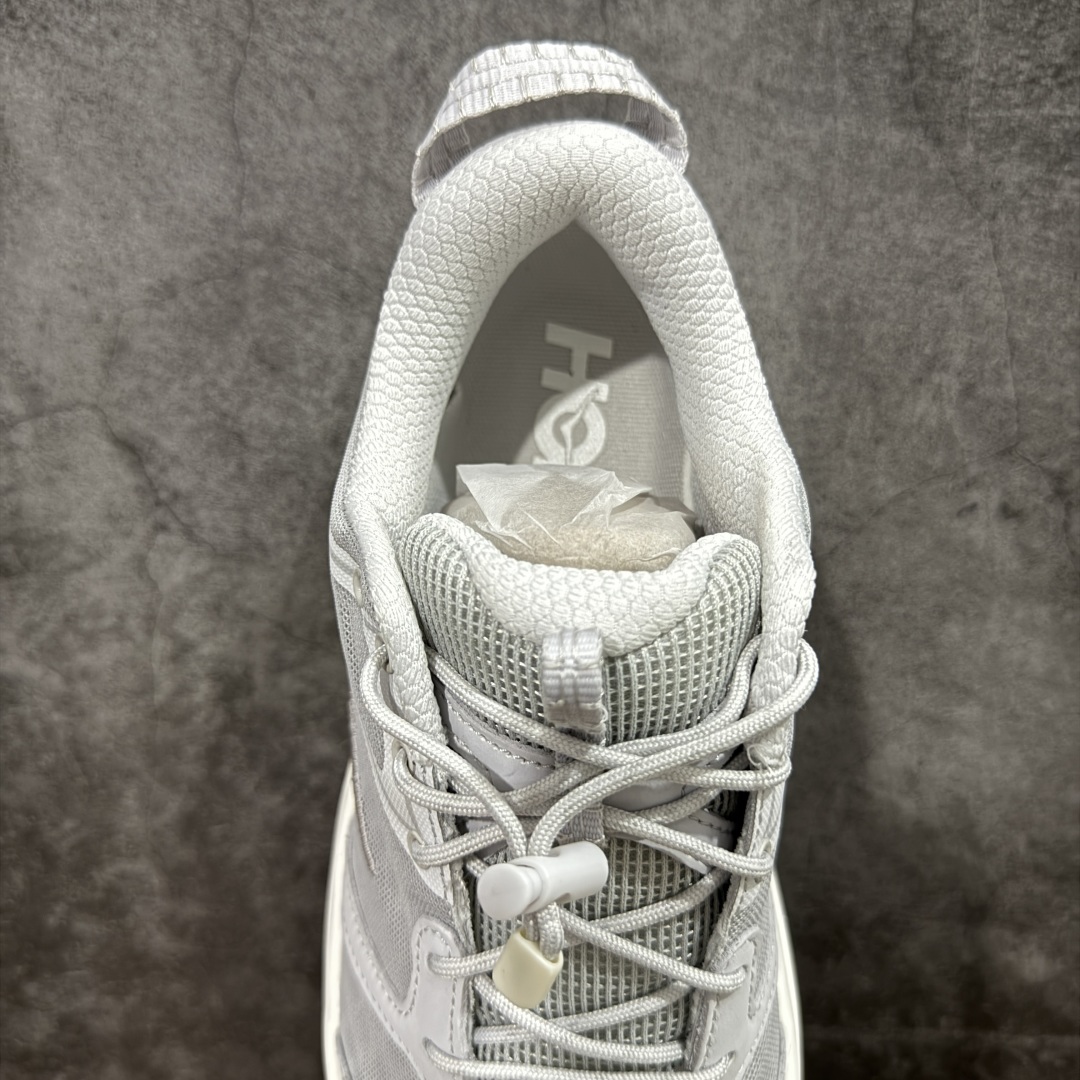 图片[8]-【公司级】HOKA ONE ONE Bondi B3 LS 运动舒适低帮跑步鞋 男女同款 高品质 原材料开发 邦代鞋头采用牛皮革材质 网面是MONO 纱材质 ，里面是蜂窝煤透气网眼定型。后跟设计采用皮革双缝线 ，HOKA经典的厚底设计。 鞋底采用EVA板材发泡 脚感舒适 减震耐磨透气跑步运动鞋 尺码 36 36.5 37.5 38 38.5 39 40 40.5 41 42 42.5 43 44 44.5 45 46 47-选品中心