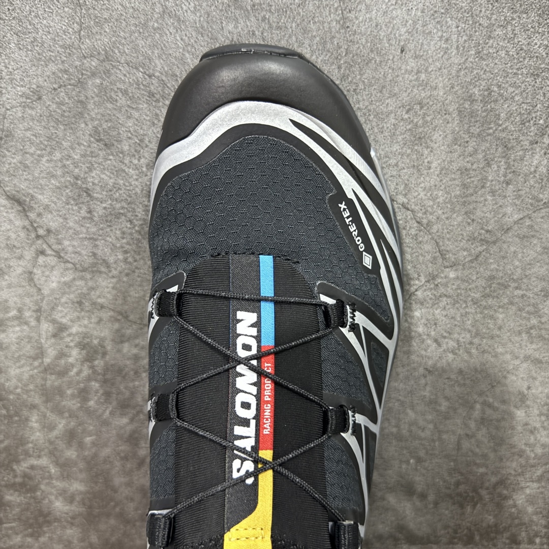 图片[5]-【PZ纯原】SALOMON XT-6 GTX 萨洛蒙潮流越野机能户外功能鞋 防水黑银 474506 全新版本出货 好货不怕晚 品质 细节 材料都是肉眼可以见！ 售前售后也是其它工厂无法匹敌！ 纯原外贸平台特供订单 耗时半年巨作 全套原纸板楦头开发 原厂特供网布配套加持 确保原汁原味 完美呈现版型 原档数据独家私模五层组合大底 原装Ortholite轻量化鞋垫 中底布带钢印编号 原厂TPU锁扣 进口港宝加持 后跟自然饱满 还原公司包裹性 鞋面以“锯齿”状的包裹系统呈现 在基色底之下加入了各种色点缀 将公司的最新技术和时尚前卫的造型融入耐用的长跑款式中 鞋面由 TPU 薄膜制成 并焊接在高耐磨网眼上 使其既时尚又坚固 由 ACS底盘支撑 可增强稳定性和支撑力 以及由橡胶凸耳 Contragrip外底覆盖的 EVA 缓冲中底 旨在应对崎岖的地形 鞋舌上的彩色Salomon 标签、Quicklace 系统以及鞋头、鞋舌和鞋跟上的附加品牌使细节更加完美 让穿着者可以轻松驾驭户外与通勤下的任何运动生活场景 无缝鞋身户外随意纵横 颜值与脚感兼备 出街通勤 绝对非常吸睛 你值得拥有 尺码：36 36.5 37.5 38 38.5 39 40 40.5 41 42 42.5 43 44 44.5 45-选品中心