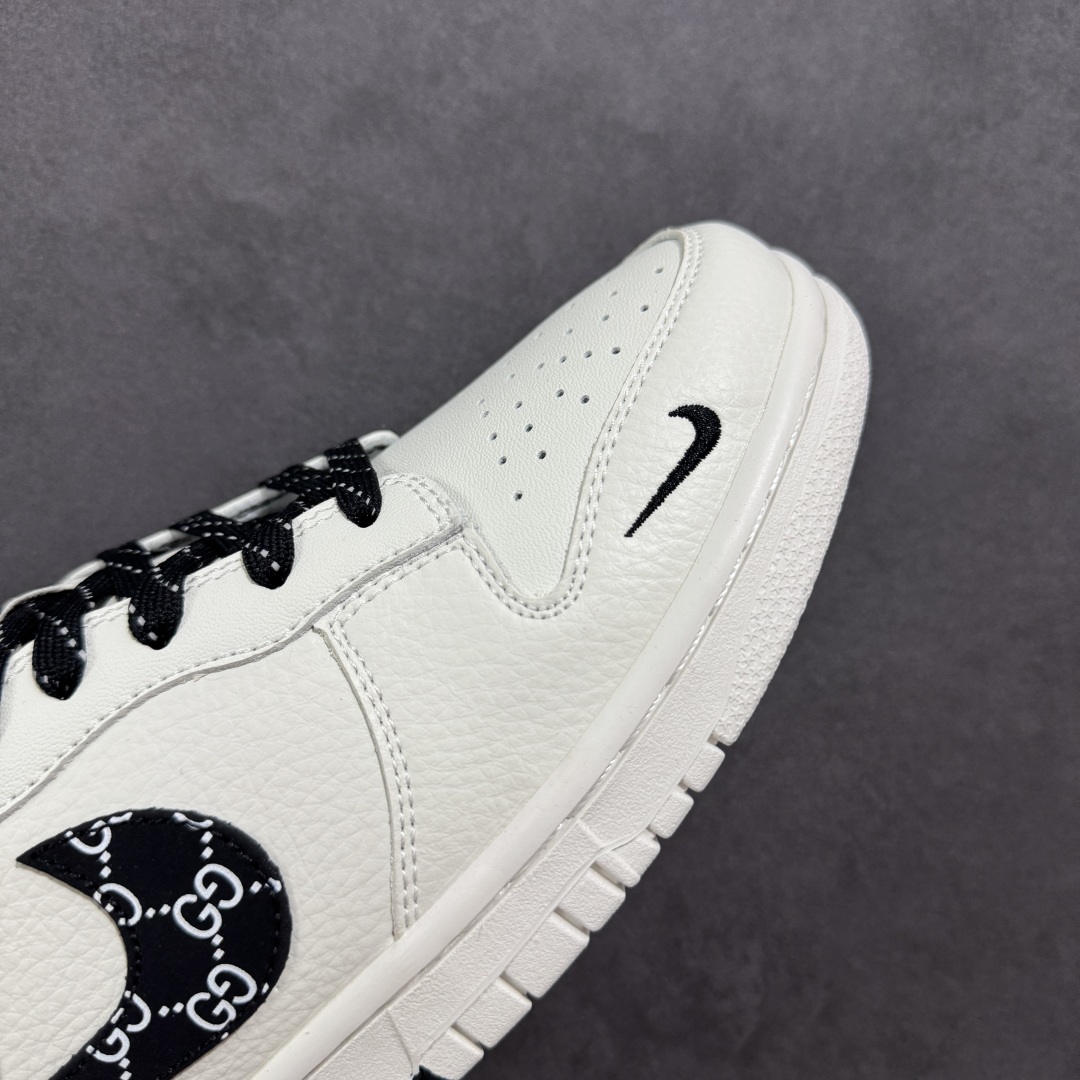 【定制版】Nike SB Dunk Low 古驰联名 米白黑勾 低帮休闲板鞋 XD6188-048