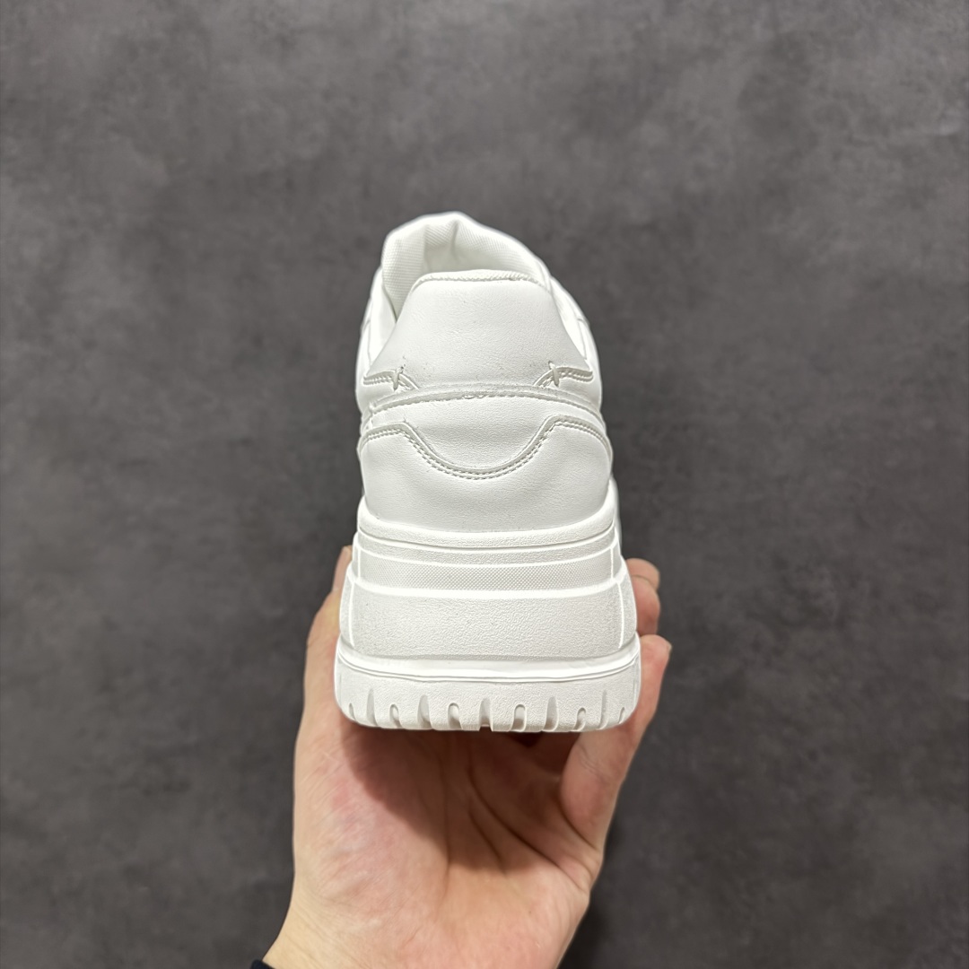 图片[4]-【公司级】2025赵露思同款 新晋潮流鞋靴品GGCC GG-CC 赛博做旧脏脏鞋【城市特工】 鞠婧祎上脚同款 厚底小白鞋 时髦look轻松定格 不费力展现率性氛围 原版正确大底 高档银盒 全套包装 赛博做旧工艺 耐看百搭 不拘一格 6.5cm增高厚底 大长腿既视感轻松拿捏 #越穿越喜欢系列 百搭不挑人 货号：G58U5338C 尺码：35 36 37 38 39 40-选品中心