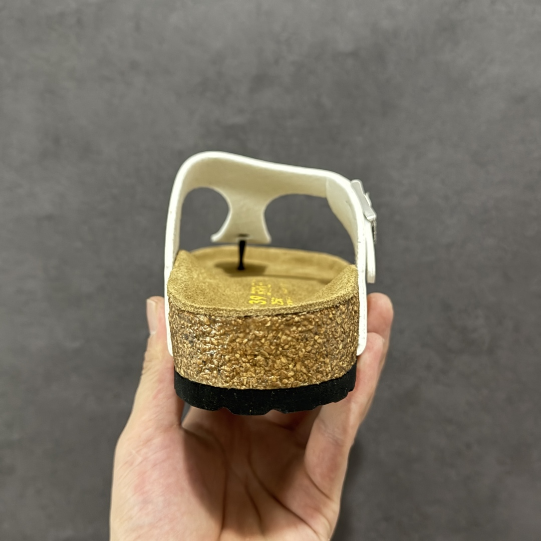 图片[4]-【公司级】博肯 Birkenstock 人字拖鞋 广东原产#德国百年知名鞋履品牌·博肯Birkenstock 勃肯#采用质地柔软牛皮绒面材质#中底搭载缓震软木橡胶 其特有的鞋床设计，贴合脚面穿着舒适 Birkenstock Milano中性软木鞋底经典款式，非常好搭，鞋底结实耐磨，适合夏天。 尺码：35-45(偏大一码)-选品中心