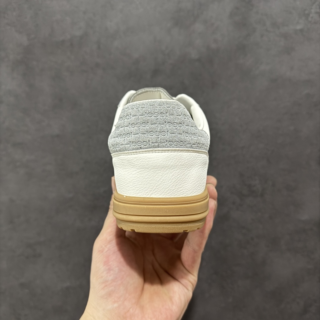 图片[4]-【公司级】SHOOT BRAND 自由一号 梅花鞋 重塑系列 复古德训鞋 轻便耐磨增高 将时尚复古风格之中赋予全新的工艺质 以80.90年代的的复古经典滑板鞋为蓝本 在复古的风格之中 加入品牌独有的鼓包创新工艺 标志性的鞋头梅花堆叠设计 在多次的调整修改之后 将时尚复古风格之中赋予全新的工艺质感兼具时尚潮流与复古基调“Freedom001”为叛逆自由行者而生NCC 尺码： 36 37 38 39 40 41 42 43 44-选品中心