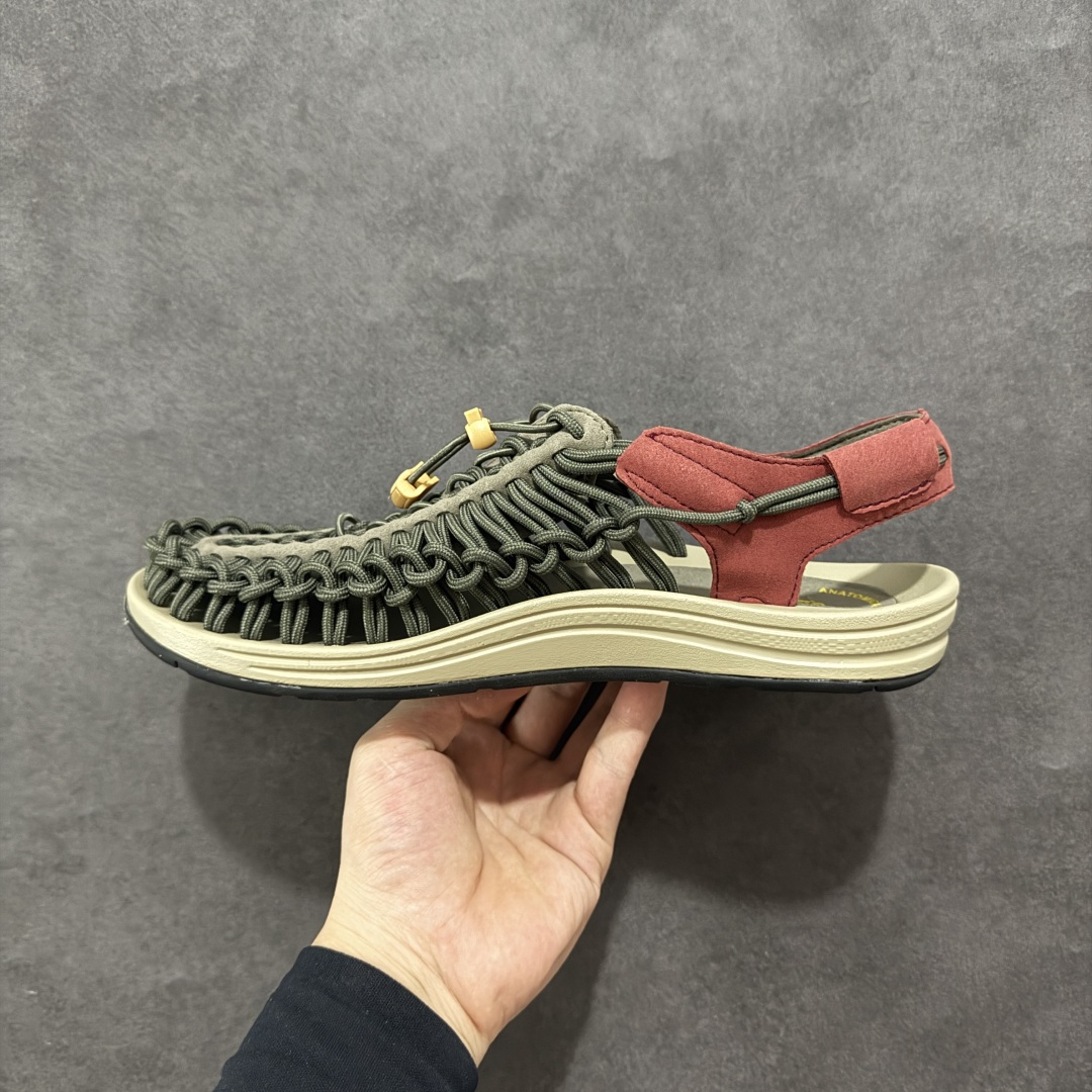 图片[2]-【公司级】人气户外休闲鞋品牌-科恩Keen Uneek Flat-M 平底编织弹力穿搭溯溪涉水休闲户外凉鞋 外贸订单出口品质 采用进口机台编制两根尼龙绳组成鞋面(快干衬里原料!!) 原装轻量级EVA中底缓震材质组合防滑橡胶外底部 夏季潮鞋,文青界的凉鞋至尊 都市机能户外品牌 KEEN 向来积极为其旗下大热鞋款 UNEEK 推出联名款，后跟为全封闭设计，快干衬里，HIGH-TRACTION橡胶外底，及轻量级EVA中底，达到轻量缓震的同时减轻重量。 尺码：36 37 38 40 41 42 43 44 45-选品中心