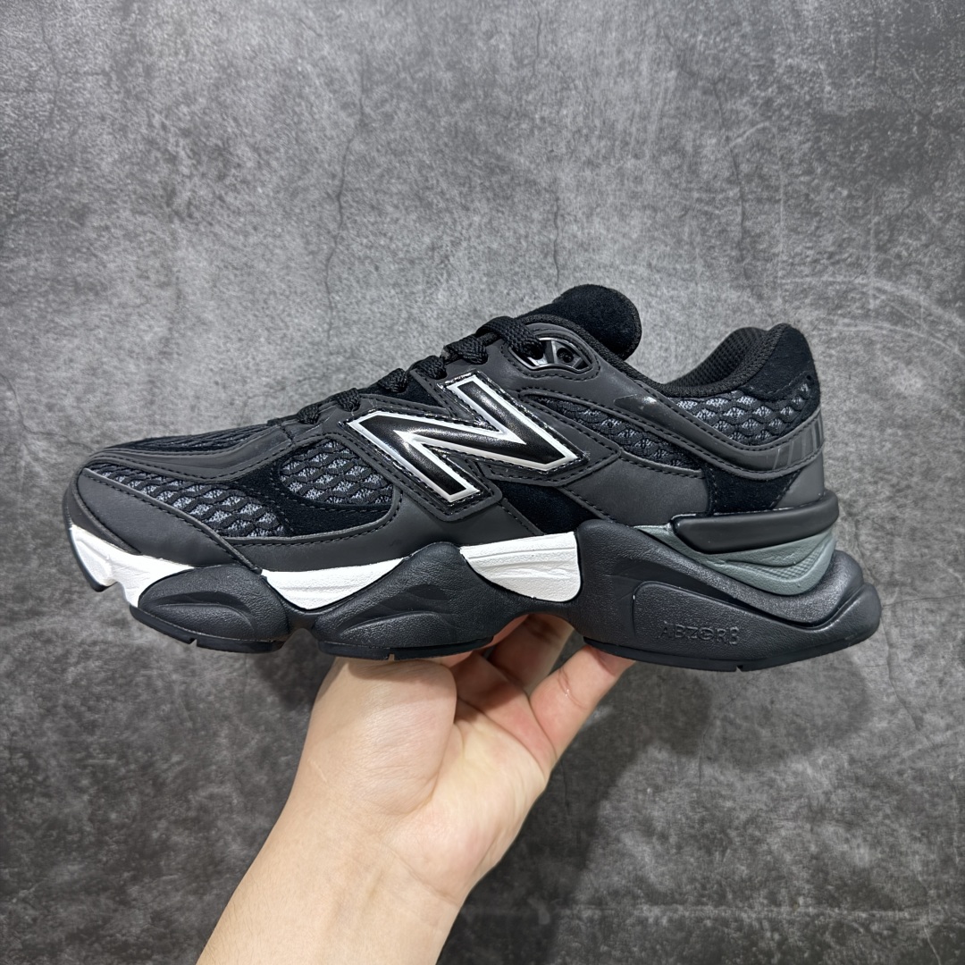 260 【纯原版】 New Balance NB9060 联名款 复古休闲运动慢跑鞋 黑白色 U9060PNR