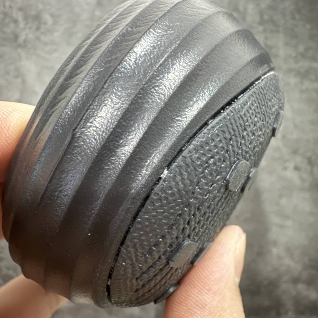 图片[2]-【正确组合底版】Nike ReactX Rejuven8 Slide Black 时尚舒适 防滑防磨一字拖鞋 男款 黑色 HV4479-001 正确组合底 超高清洁度 完美版型 区别市面通货 采用质感柔软且出众回弹的 ReactX泡绵，发泡组合大底 脚感十分舒适，缔造非凡舒适的日常穿着体验，助你保持活力。  尺码：36-45-选品中心