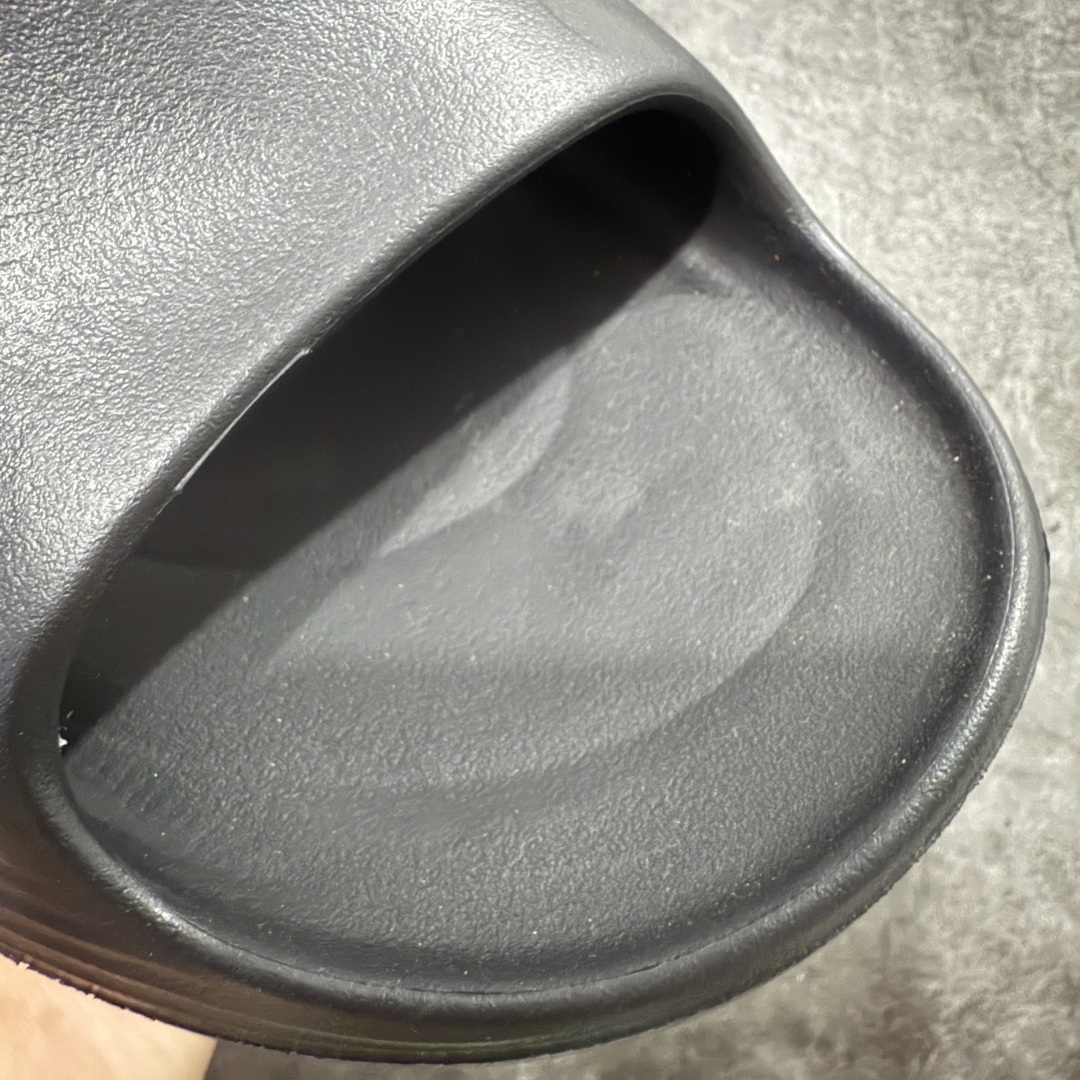 图片[6]-【正确组合底版】Nike ReactX Rejuven8 Slide Black 时尚舒适 防滑防磨一字拖鞋 男款 黑色 HV4479-001 正确组合底 超高清洁度 完美版型 区别市面通货 采用质感柔软且出众回弹的 ReactX泡绵，发泡组合大底 脚感十分舒适，缔造非凡舒适的日常穿着体验，助你保持活力。  尺码：36-45-选品中心