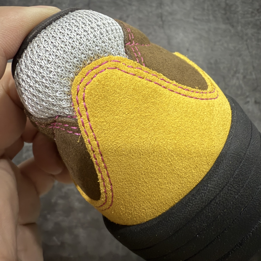 图片[2]-【莞产渠道】TEARS.RIP联名Tres Bien小众德训鞋男士户外休闲鞋露营旅行徒步鞋 来自瑞典的复合式选品店 TRÈS BIEN 今番正式推出名为「TRÈS BIEN EVERYWEAR」的系列，旨在提供消费者一个适合任何场合的衣柜，其中即包括携手义大利制鞋厂牌 Diemme 合作的全新联名鞋履。 该款以 Diemme Modiva Suede Hiker 为基础，专注于时尚外观、耐用实穿性进行改造，采用绒面革鞋面搭配全皮衬里，而活泼的对比元素、撞色效果更为设计亮点，包括突出的鞋舌网眼布料、粉色橡胶鞋头、后跟加固配置等，最后搭载 Vibram® 外底完善优秀抓地力 尺码：39-45-选品中心