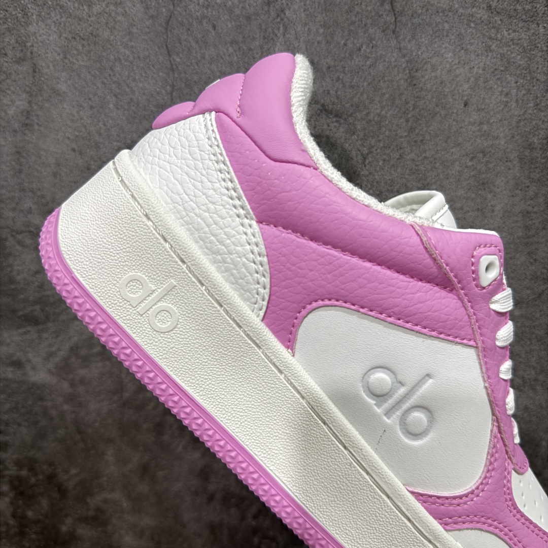 图片[7]-【Top纯原】Alo Yoga Recovery Mode 舒适简约 防滑耐磨 低帮 板鞋 男女同款 白色 25s 春夏新款 小白鞋厚底舒适休闲款 alo比耐克更懂女生！上脚超级百搭！而且超级舒适！是厚底款但是上脚一点都不沉重！ 非常轻便！套上袜套搭配更好看！而且还是明星同款推荐～上脚增高显腿细！ 超级适合我们小个子女生～鞋子整体也是经典的拼色撞色设计搭配鞋面细腻的真皮纹路肌理感！！ 材质：牛皮内里羊里 大底：纯天然橡胶大底 尺码：35-40-选品中心