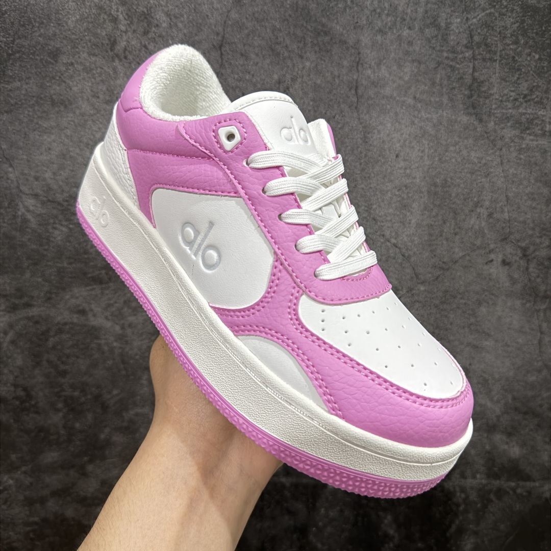 图片[3]-【Top纯原】Alo Yoga Recovery Mode 舒适简约 防滑耐磨 低帮 板鞋 男女同款 白色 25s 春夏新款 小白鞋厚底舒适休闲款 alo比耐克更懂女生！上脚超级百搭！而且超级舒适！是厚底款但是上脚一点都不沉重！ 非常轻便！套上袜套搭配更好看！而且还是明星同款推荐～上脚增高显腿细！ 超级适合我们小个子女生～鞋子整体也是经典的拼色撞色设计搭配鞋面细腻的真皮纹路肌理感！！ 材质：牛皮内里羊里 大底：纯天然橡胶大底 尺码：35-40-选品中心