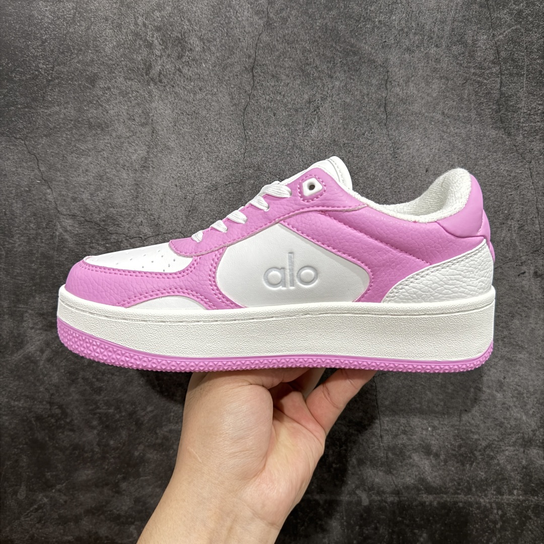 图片[2]-【Top纯原】Alo Yoga Recovery Mode 舒适简约 防滑耐磨 低帮 板鞋 男女同款 白色 25s 春夏新款 小白鞋厚底舒适休闲款 alo比耐克更懂女生！上脚超级百搭！而且超级舒适！是厚底款但是上脚一点都不沉重！ 非常轻便！套上袜套搭配更好看！而且还是明星同款推荐～上脚增高显腿细！ 超级适合我们小个子女生～鞋子整体也是经典的拼色撞色设计搭配鞋面细腻的真皮纹路肌理感！！ 材质：牛皮内里羊里 大底：纯天然橡胶大底 尺码：35-40-选品中心