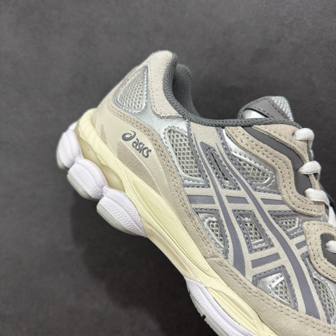 图片[6]-【公司级】Asics Gel-NYC复古单品 亚瑟士ASICSTIGER秋季新款休闲鞋 厚底街头运动休闲鞋 ASICS亚瑟士推出全新GEL-NYC，彰显纽约都市活力 这次的新系列融入了多个版本GEL的经典设计风格，广受好评。其设计灵感来源于GEL-NIMBUS 3,GEL-MC PLUS V 和 GEL-CUMULUS 16 这些往日经典鞋款。GEL-NYC使用GEL-CUMULUS 16鞋款的鞋楦设计,展现了独特的现代化美学。鞋底采用了轻质发泡材料,并在后跟和前掌处采用了ASICS亚瑟士核心科技——GEL缓震胶,赋予鞋款强大的缓冲性能,提供了更柔软舒适的穿着体验。而在原有设计的启发之上,此次鞋款采用更贴合当今潮流趋势的材料和创新技术,展现出纽约充满活力的都市精神。 尺码：36-45-选品中心