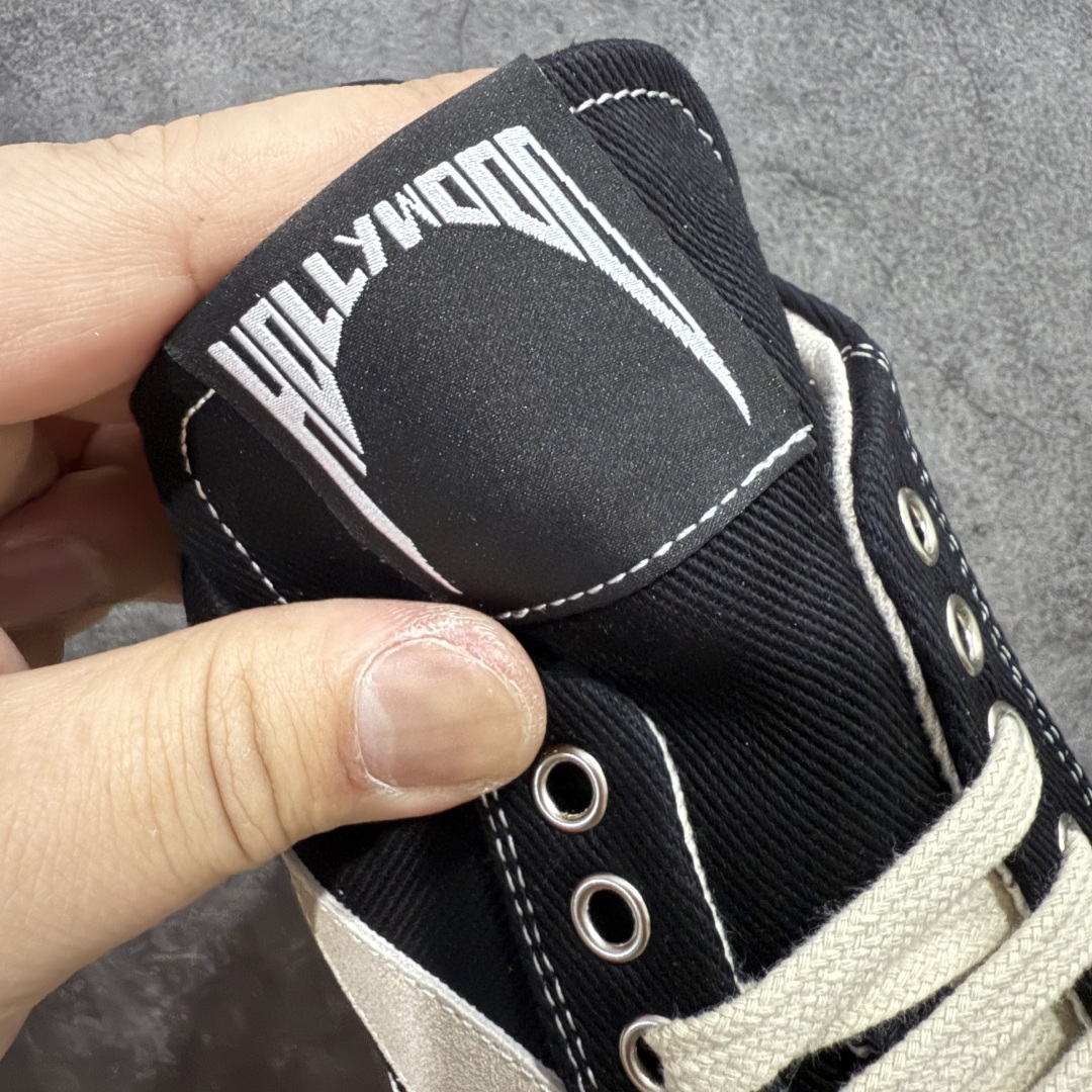 图片[5]-【S版本】莞产A级货 主打外贸 微店 平台 12个色陆续上架后续配色还在更新中 产品只会越做越漂亮💯 RO欧文斯Rickowens 最新版底模，drkshdw字体凸出来 的 无半点色差，斜纹布的材质和间距都是极致还原 【鞋头采用原版一致工艺 又翘又歪的效果目前这个技术市面上的任何版本都达不到这个效果】 【经历了3个半月时间洪师傅带领8人团队终于研究出1-1复刻还原版本 东莞厚街洪师傅是一位有着17年的开板师经验丰富的一位老师傅 一针一孔的研究‼️ 私模开发205个走针69个细节一步到位不敢说百分百💯保证有百分之98还原 慢工出细活 好的产品不怕晚 这次的开发针对艺术家 收藏家 高品质 的人群 定制品牌logo的拉链！超大一比一规格礼盒装，重达3斤以上，外加定制欧文斯保护盒！ 配有日文、英文，双语种配件卡片！细节诠释，一件不落。 鞋盒翻盖 三标，正面+底部都一一做到！虽然增加不了实质的成本，但是打磨产品的细节，再微小也会还原！ 尺码：40-46-选品中心