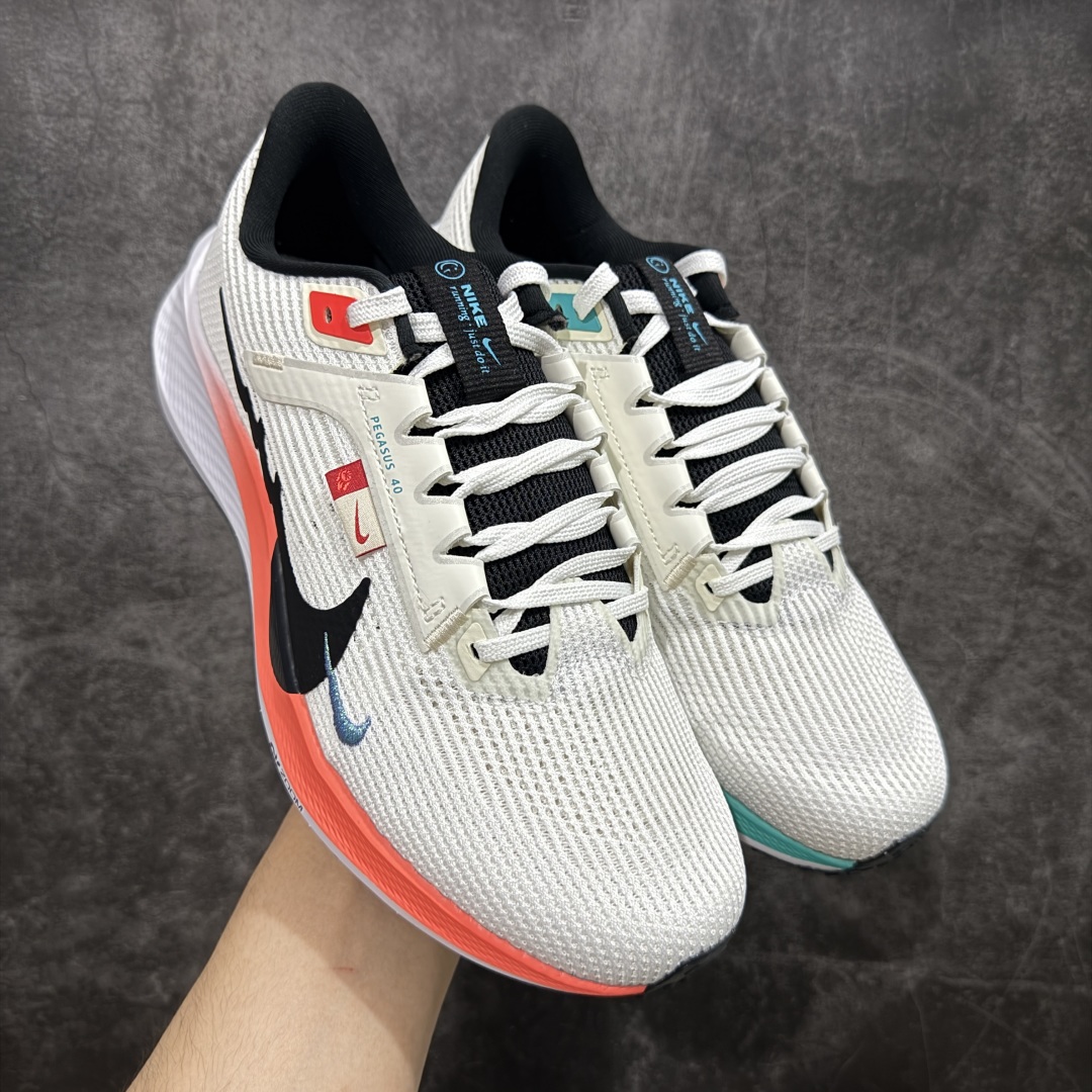 图片[10]-【XE纯原】Nike Air Zoom Pegasus 40 登月40代超级飞马系列马拉松跑步鞋 平台专供 充正品质 之前未流通市场版本 内里嵌入定型海绵 中底搭载前Zoom+全掌React配置 全部原鞋开发打造 所有细节全部同步原版 全新一代拥有 Zoom Air 一如既往的稳定感和流畅感 鞋面采用工程网眼设计 为特定高热区域营造出色透气性 进一步增加鞋面的穿孔数量 让足部能够快速散热 中足搭配 Flywire 飞线 在高速运动时营造舒适稳定的贴合感 内置Zoon气垫加持 动力十足！ 尺码： 36 36.5 37.5 38 39 40 40.5 41 42 42.5 43 44 44.5 45 46-选品中心