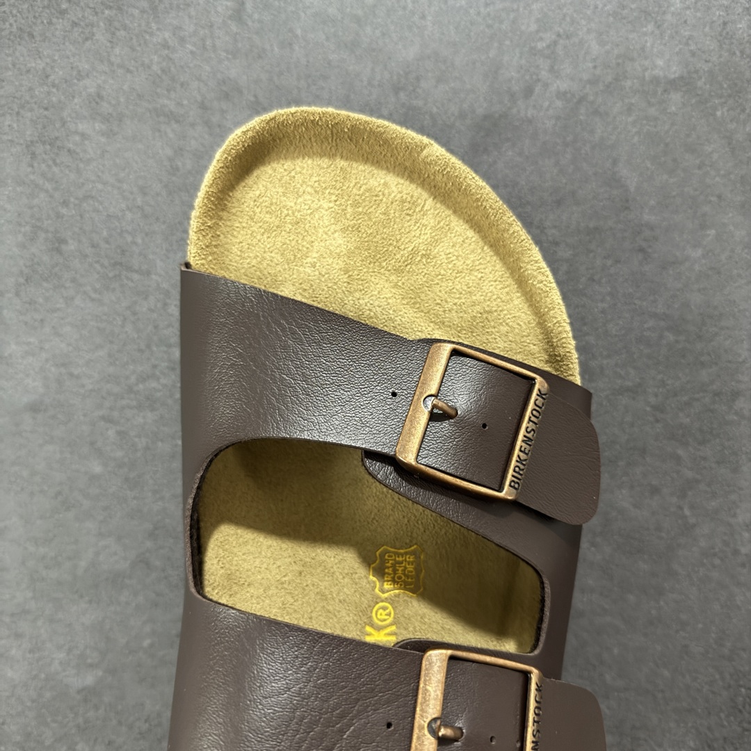 图片[8]-【广东纯原版本】博肯 Birkenstock 二字拖凉鞋系列 广东原产#德国百年知名鞋履品牌·博肯Birkenstock 勃肯#采用质地柔软牛皮面料材质#中底搭载缓震软木橡胶 其特有的鞋床设计，贴合脚面穿着舒适 Birkenstock Milano中性软木鞋底经典款式，非常好搭，鞋底结实耐磨，适合夏天。 尺码：35-45(偏大一码)-选品中心