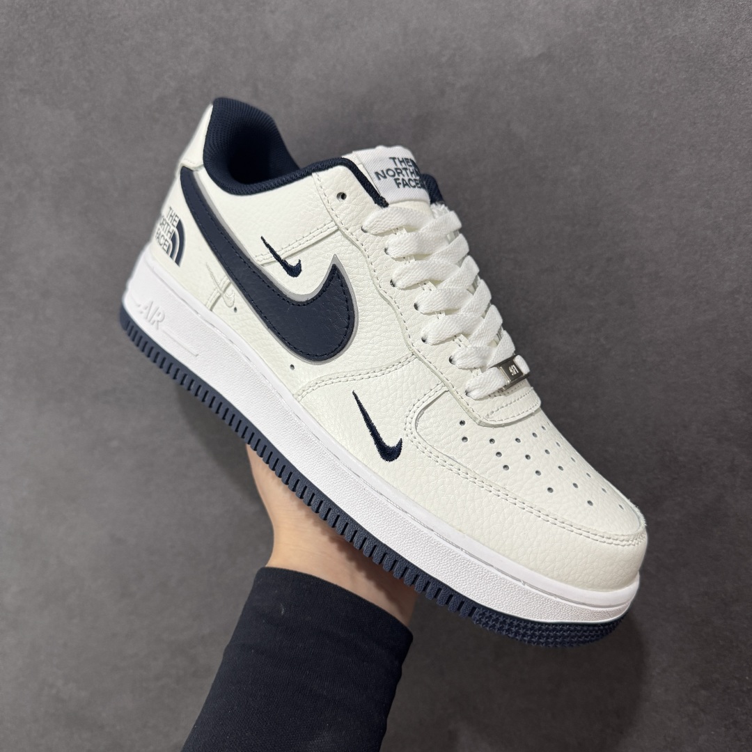 Nike Air Force 1 '07 Low 北面联名--- 白蓝三钩 高端定制 低帮休闲板鞋 AM1588-008